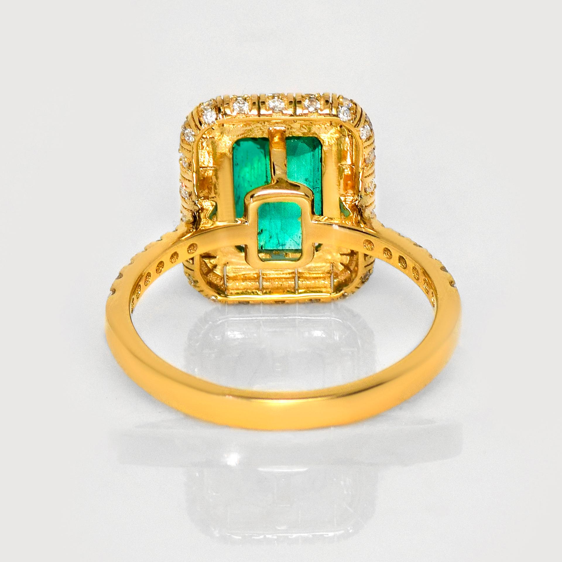 IGI 14K 2.60 Ct Natural Emerald&Diamonds Antique Engagement Ring For Sale 2