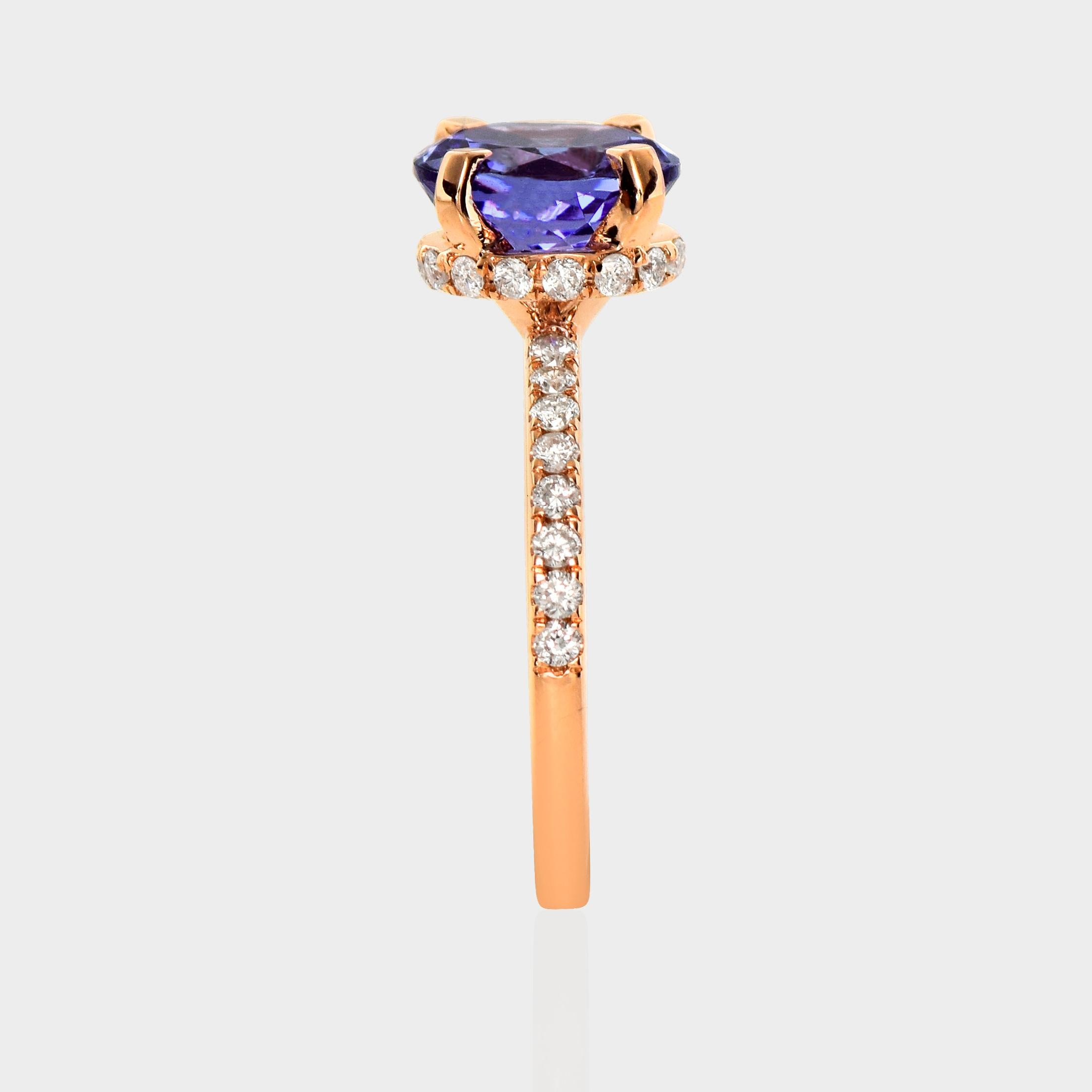 Women's IGI 14K 2.67 Ct Natural Tanzanite&Diamonds Antique Engagement Ring For Sale