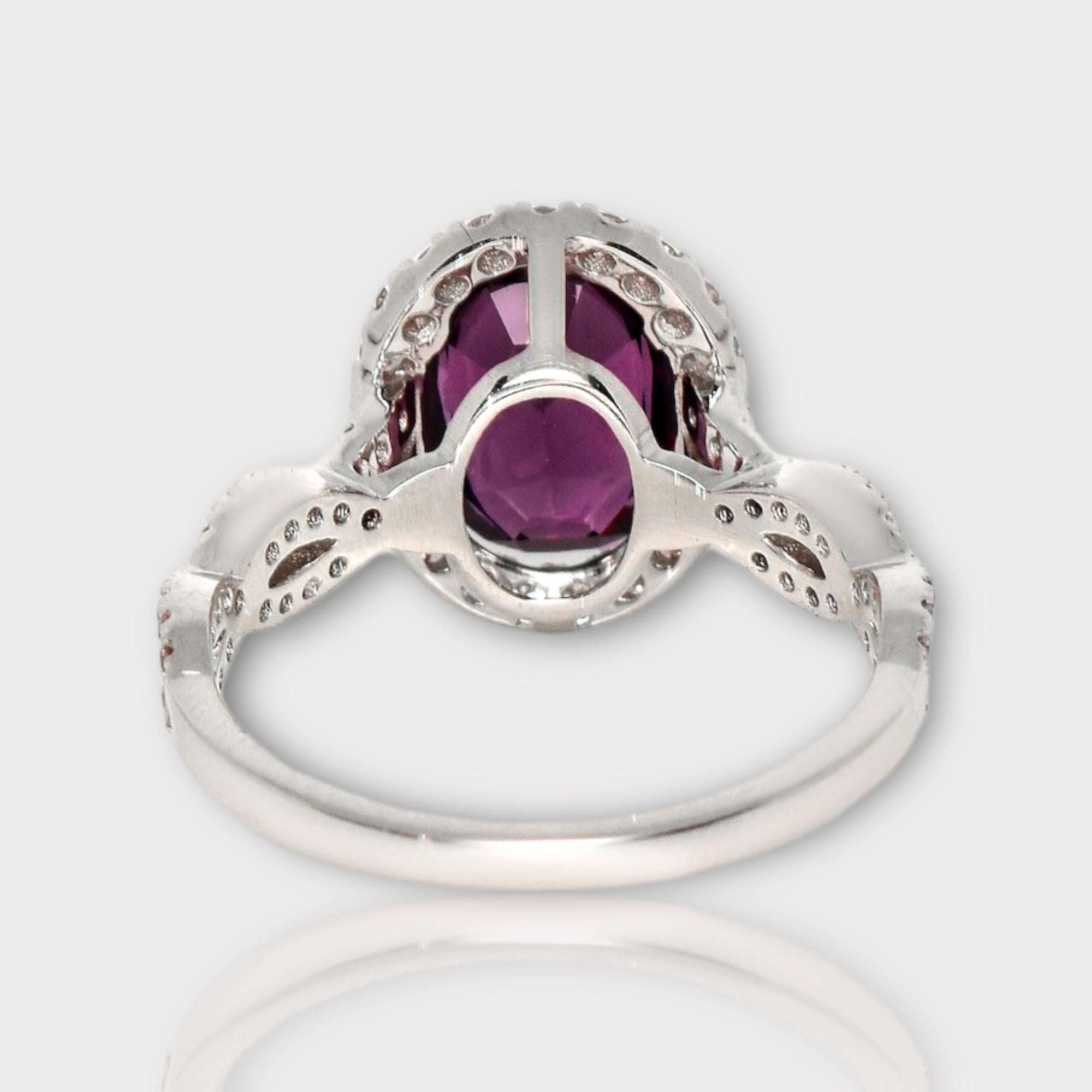 IGI 2.73 Ct 14K White Intense Purple Spinel&Pink Diamonds Engagement Ring For Sale 2