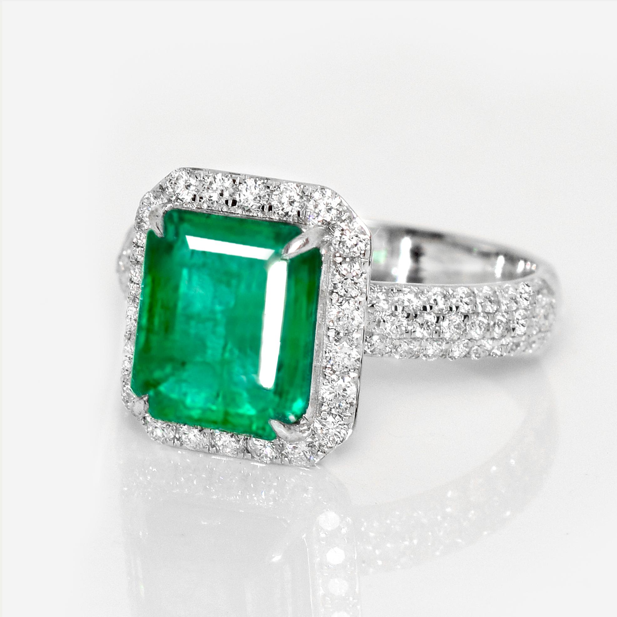 IGI 14K 2.87 Ct Natural Emerald&Diamonds Antique Engagement Ring Contemporáneo en venta