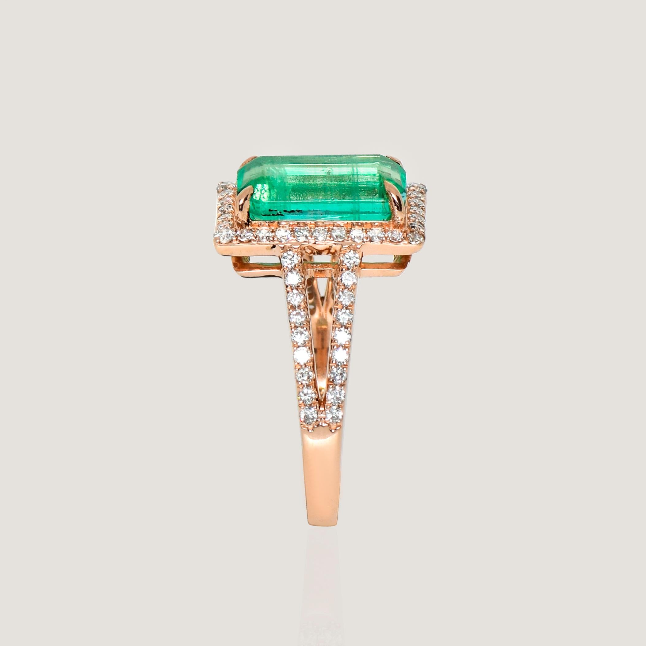 Women's IGI 14k 3.03 Carat Natural Emerald & Diamond Antique Art Deco Engagement Ring For Sale