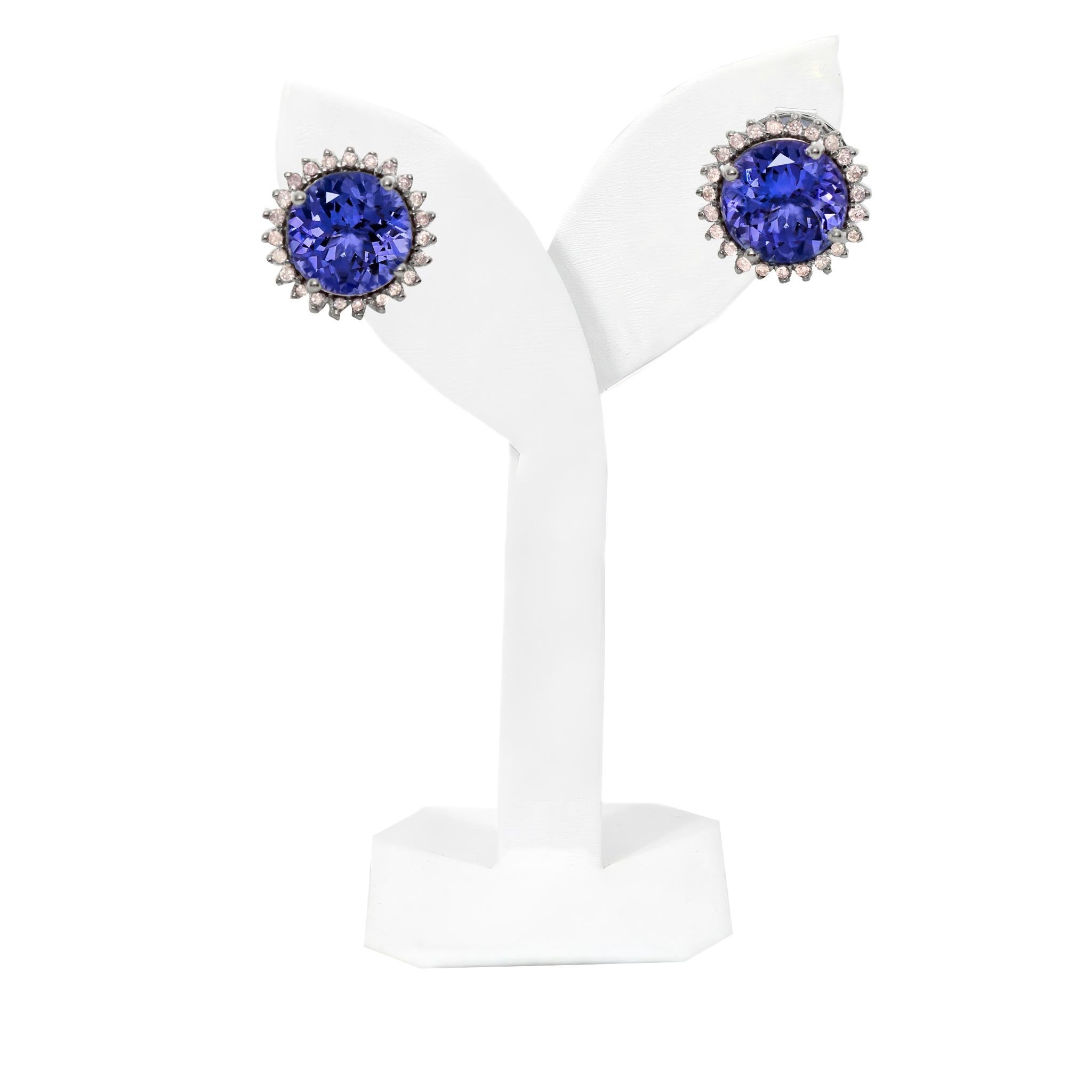 * Orecchini IGI 14k 3,16 carati con tanzanite e diamanti rosa in stile Art Déco antico**

Tanzanite naturale violacea certificata IGI come pietra centrale del peso di 3,16 carati circondata da diamanti naturali rosa del peso di 0,18 carati sulla