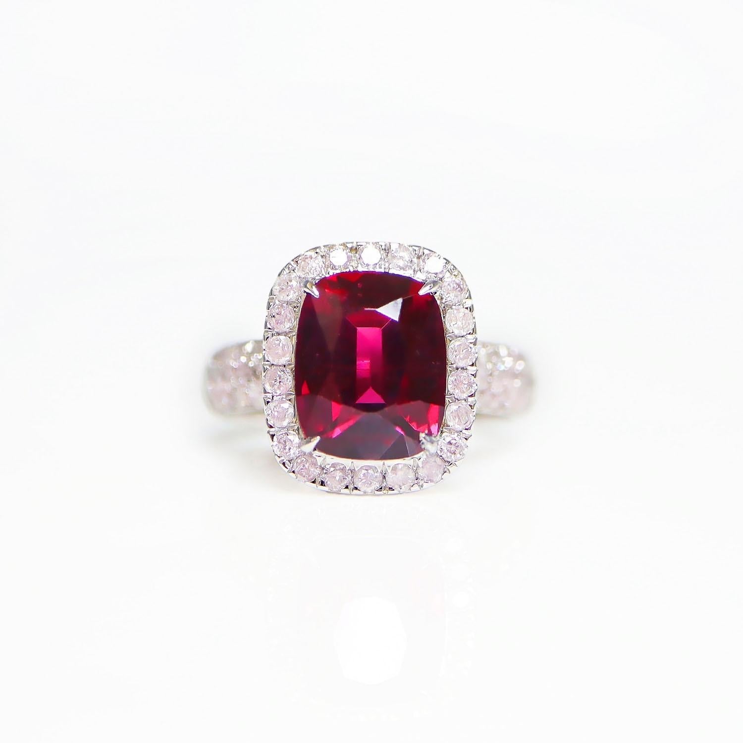 Contemporary IGI 14K 3.72 Ct Red Garnet&Pink Diamonds Antique Art Deco Style Engagement Ring For Sale