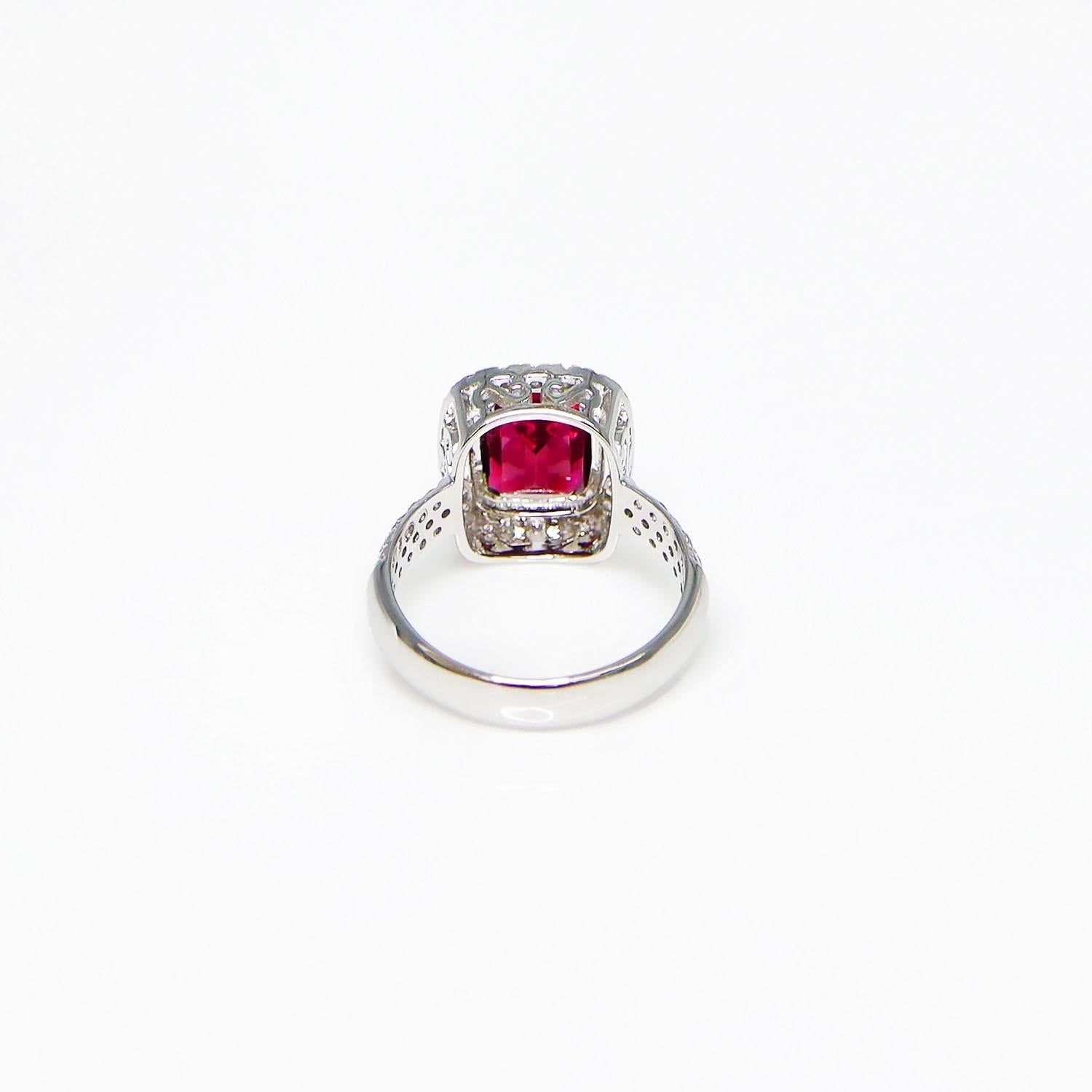IGI 14K 3.72 Ct Red Garnet&Pink Diamonds Antique Art Deco Style Engagement Ring For Sale 3