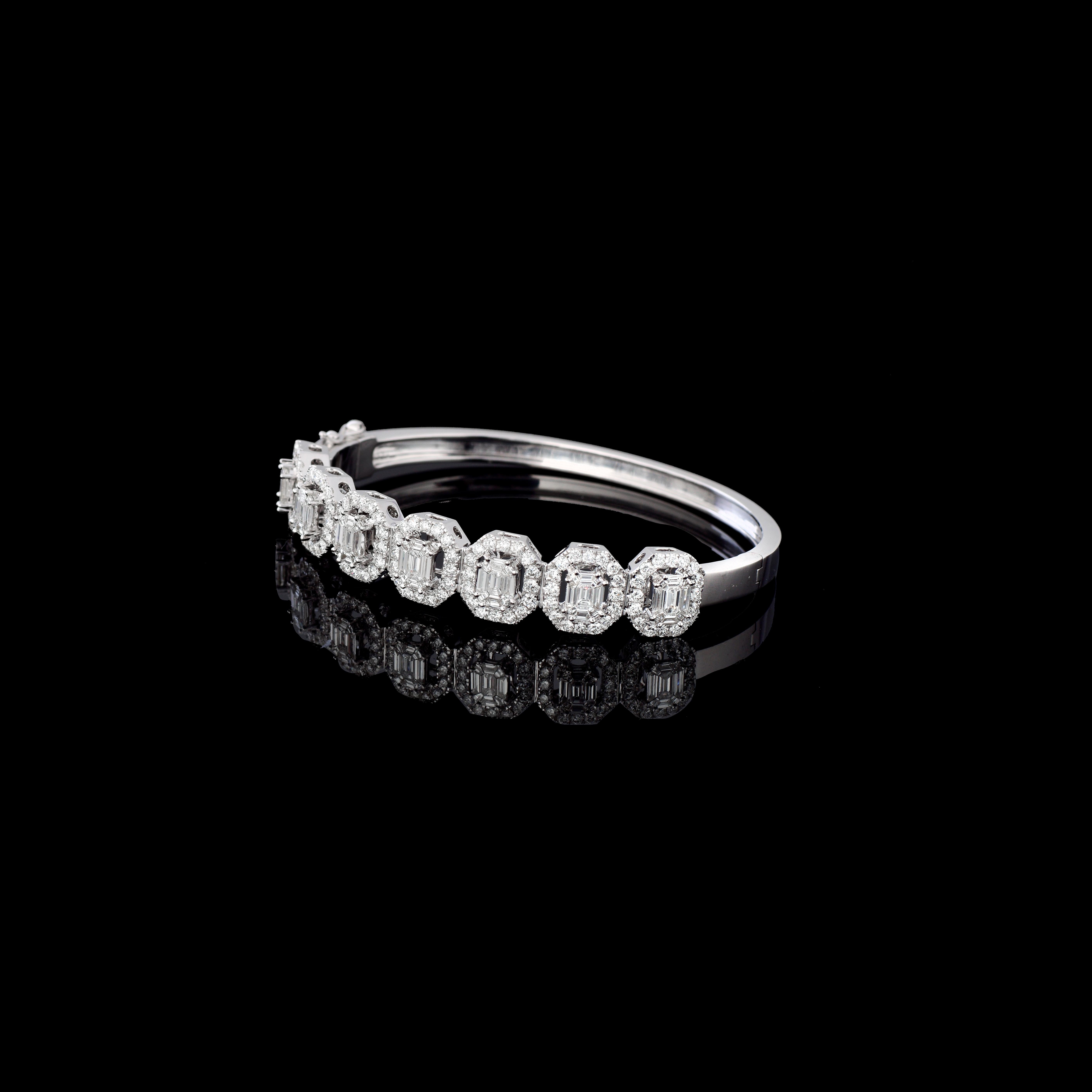 Contemporary IGI 14K 3.92 Ct F, VS White Gold Natural Diamond Bangle Bracelet For Sale