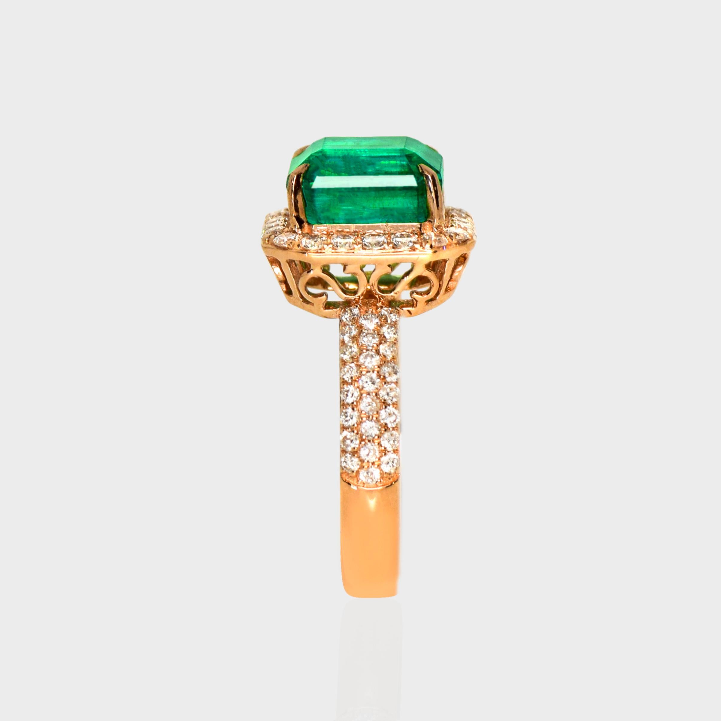 Women's IGI 14K 4.17 Ct Natural Emerald&Diamonds Antique Engagement Ring For Sale