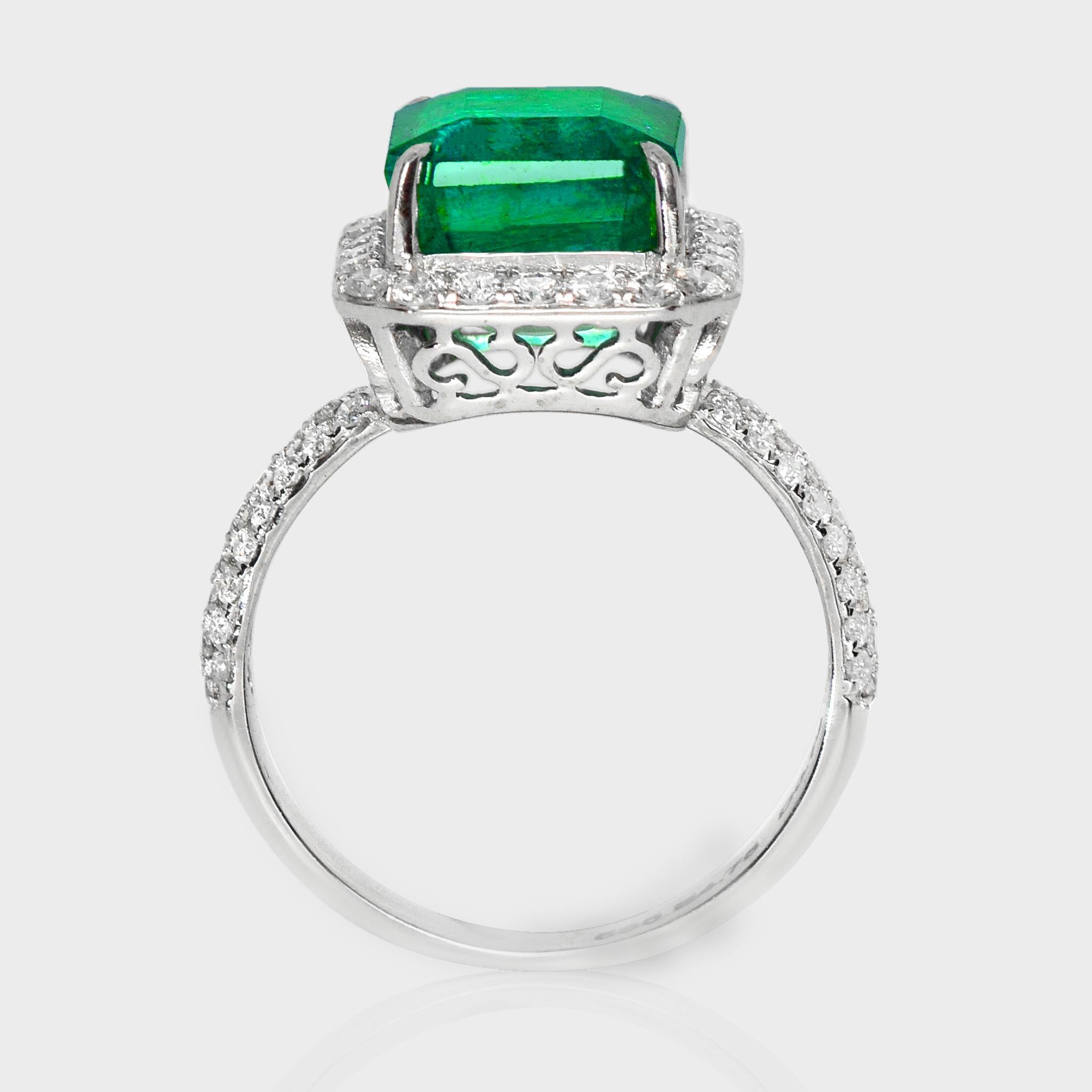 IGI 14K 4.75 Ct Natural Emerald&Diamonds Antique Engagement Ring In New Condition For Sale In Kaohsiung City, TW