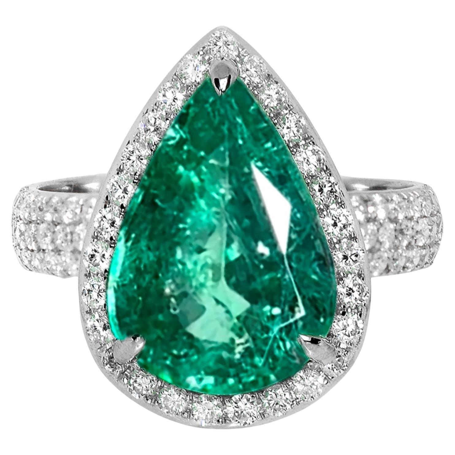 Anello di fidanzamento antico IGI 14K 4,87 Ct Colombia Color Smeraldo e diamanti