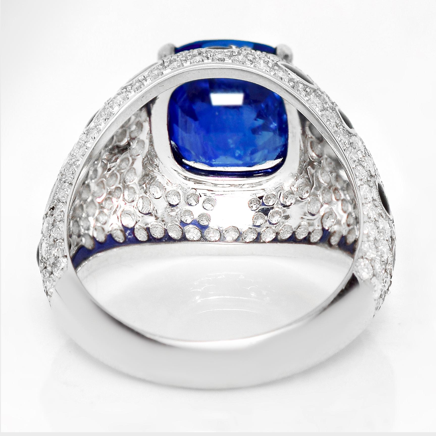 IGI 14K 4.96 Ct Natural Sri Lanka Vivid Blue Sapphire&Diamonds Anillo de compromiso en venta 1