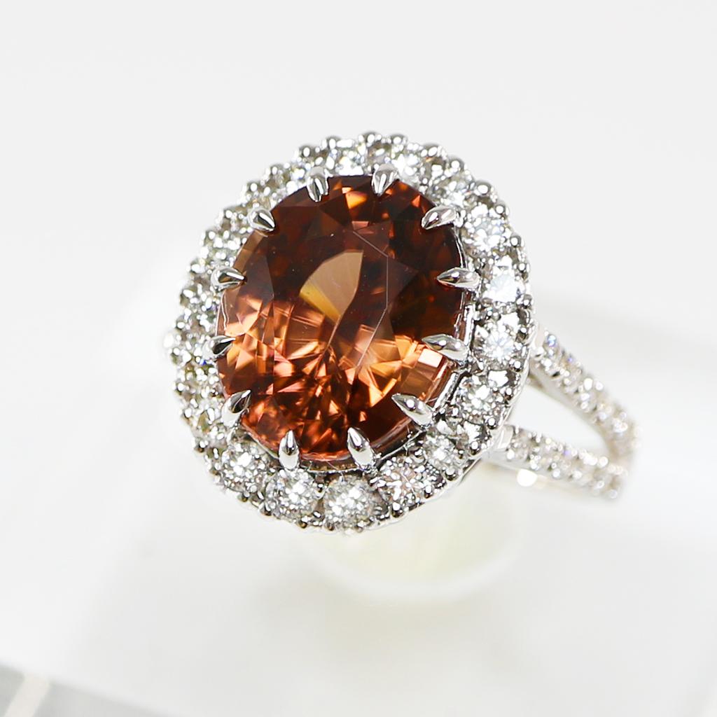 Oval Cut IGI 14K 5.34 Ct Natural Zircon & Diamonds Art Deco Style Engagement Ring For Sale