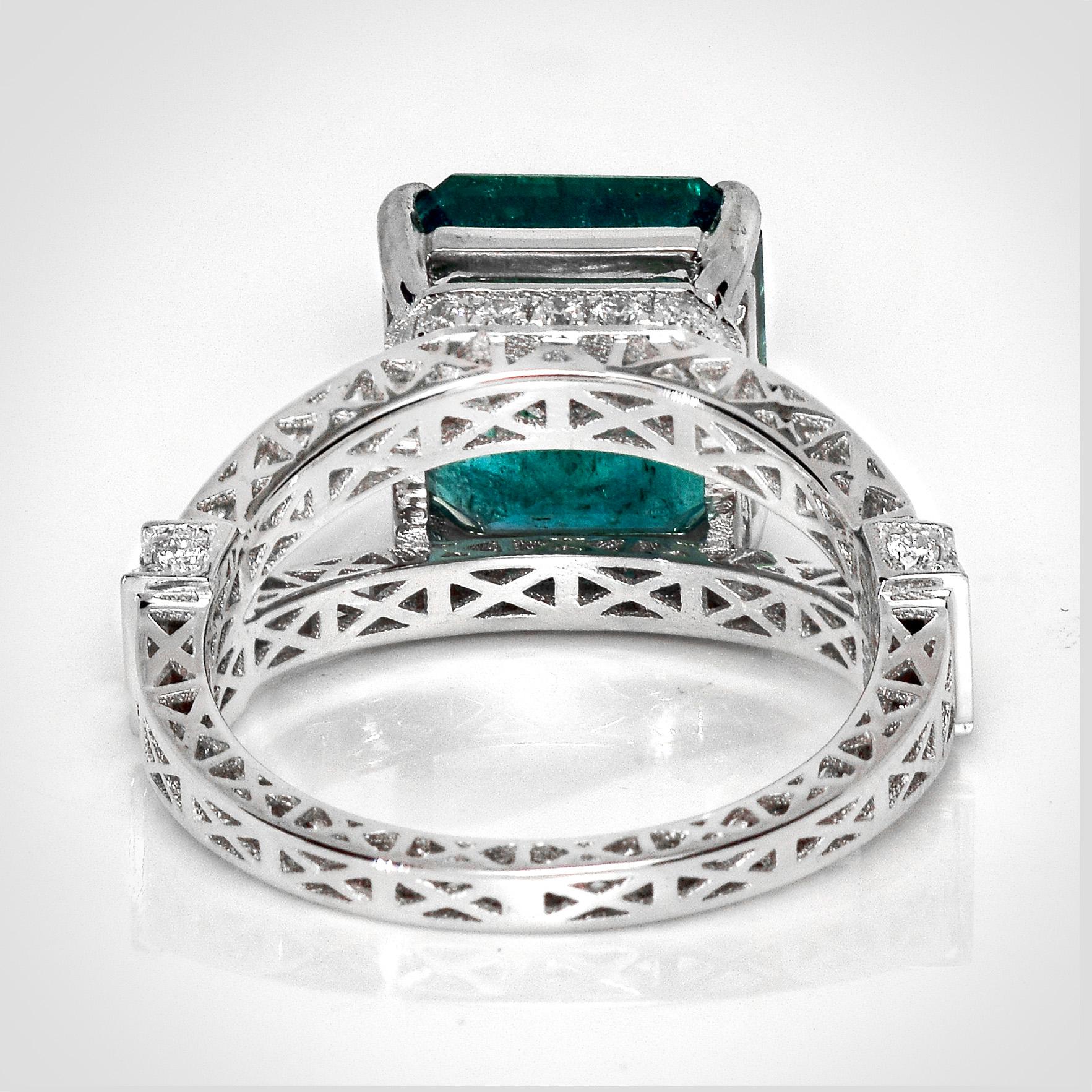 IGI 14K 5.88 Ct Natural Zambia Emerald&Diamonds Antique Engagement Ring For Sale 1