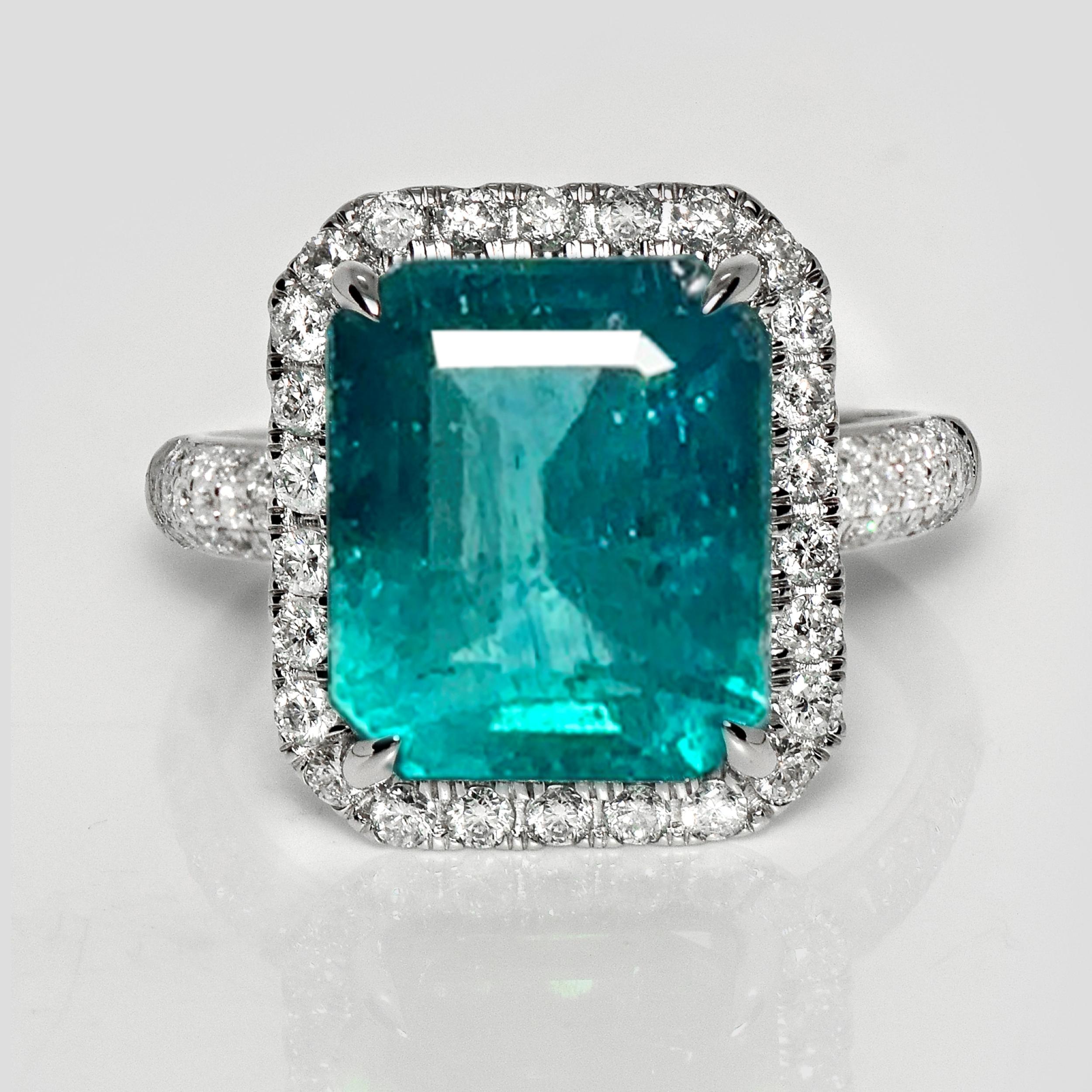 *IGI 14K 6.64 Ct Sambia Smaragd&Diamanten Antiker Verlobungsring*

Ein IGI-zertifizierter, natürlicher, lebhaft bläulich-grüner Smaragd aus Sambia mit einem Gewicht von 6,64 Karat ist auf dem 14-Karat-Weißgoldband mit natürlichen F-G, VS-Diamanten