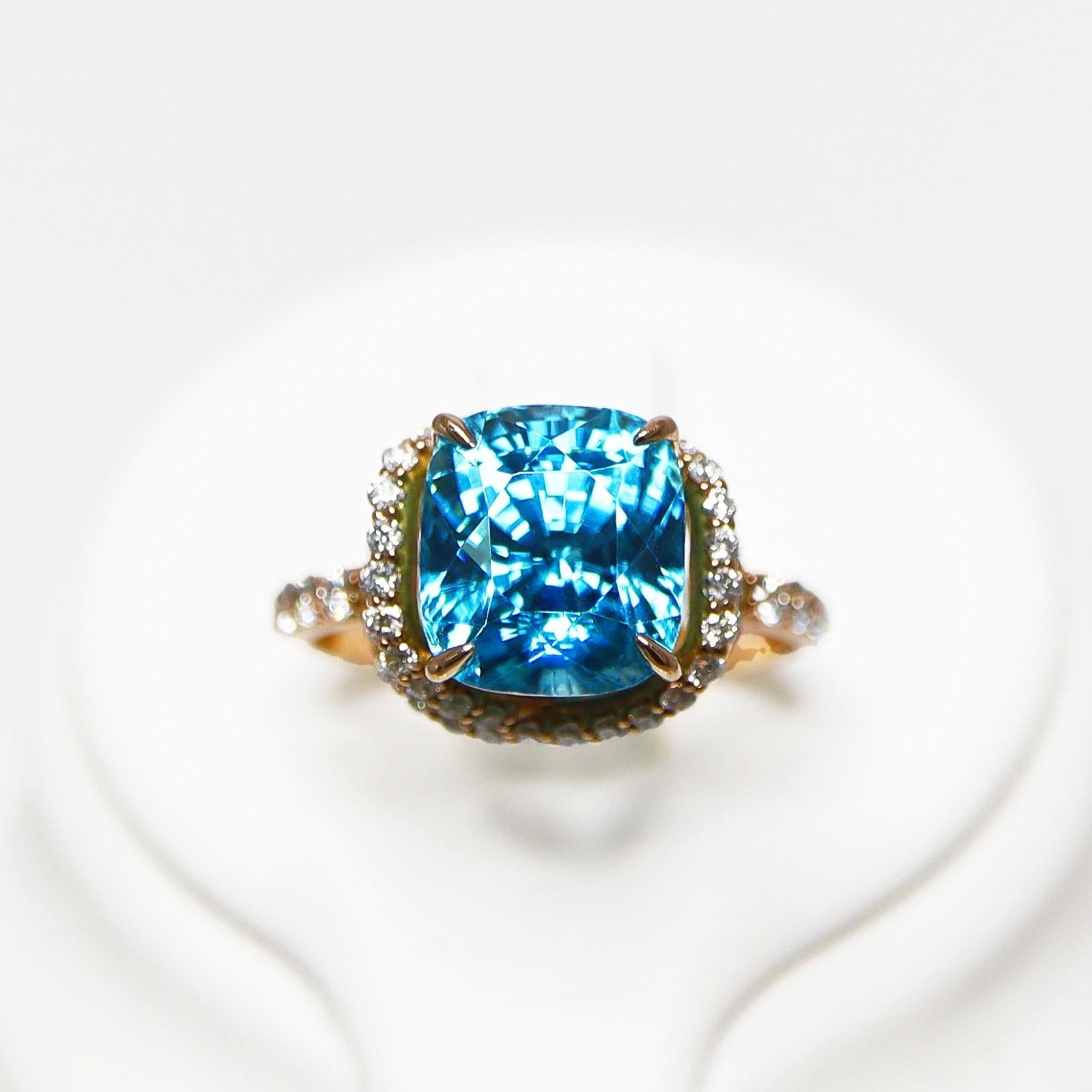 IGI 14k 7.75 Ct Natural Blue Zircon Antique Art Deco Style Engagement Ring Pour femmes en vente