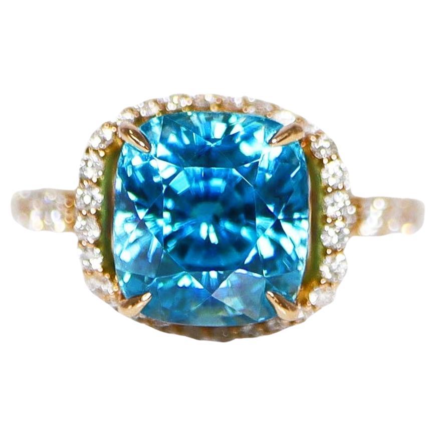 IGI 14k 7.75 Ct Natural Blue Zircon Antique Art Deco Style Engagement Ring en vente