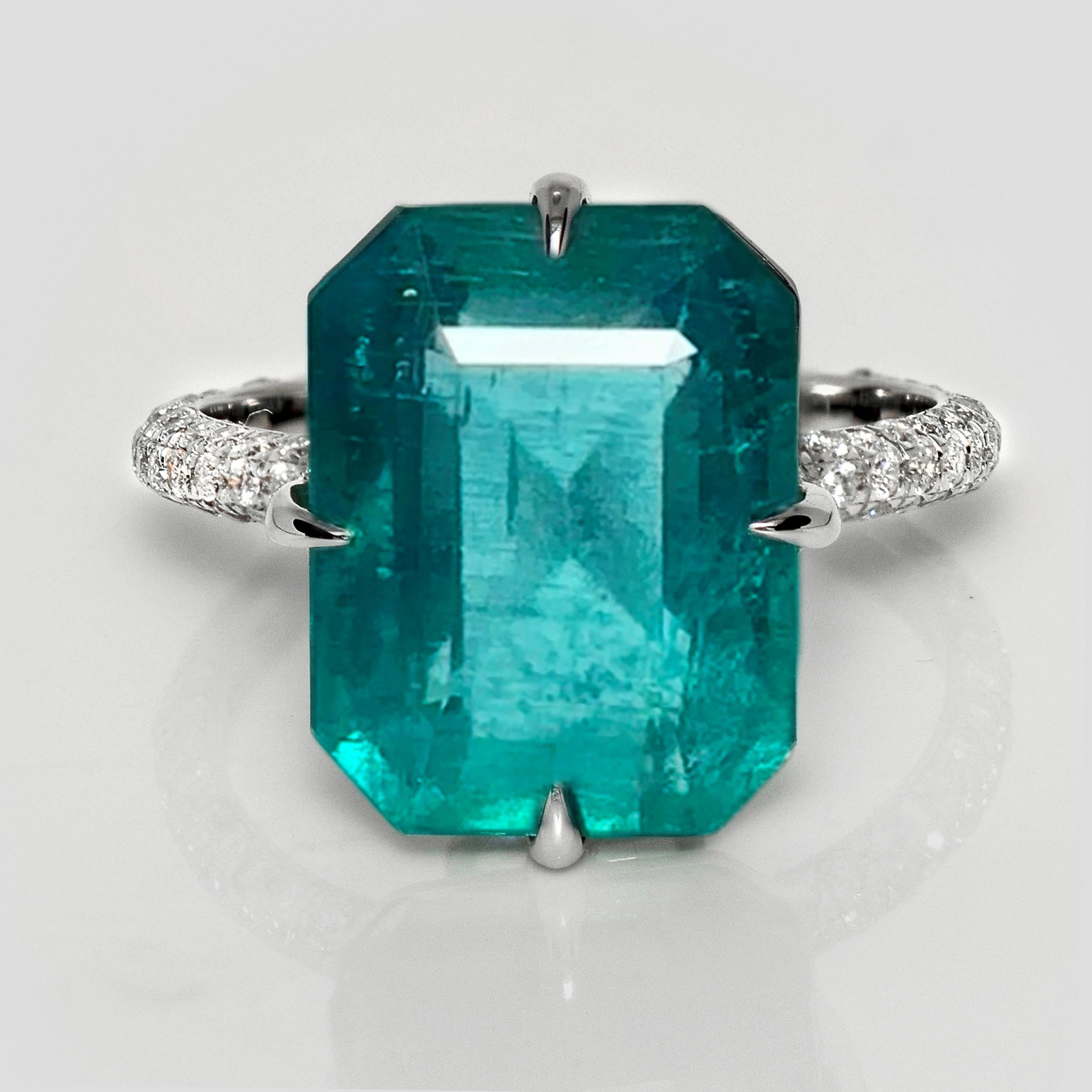 *IGI 14K 8.95 Ct Zambia Esmeralda&Diamantes Anillo de Compromiso Antiguo*

Esmeralda natural de Zambia, verde vivo, certificada por el IGI, de 8,95 quilates, engastada en una banda de oro blanco de 14 quilates con diamantes naturales F-G, VS, de