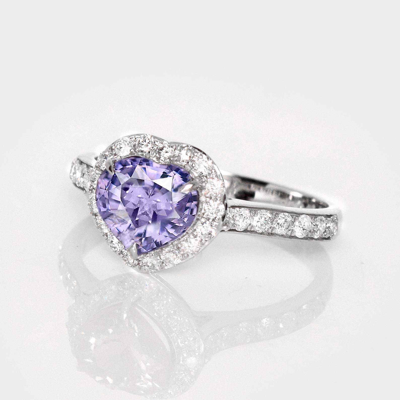 Contemporary IGI 1.58 Ct 14K White Gold Blue Spinel&Diamonds Engagement Ring For Sale