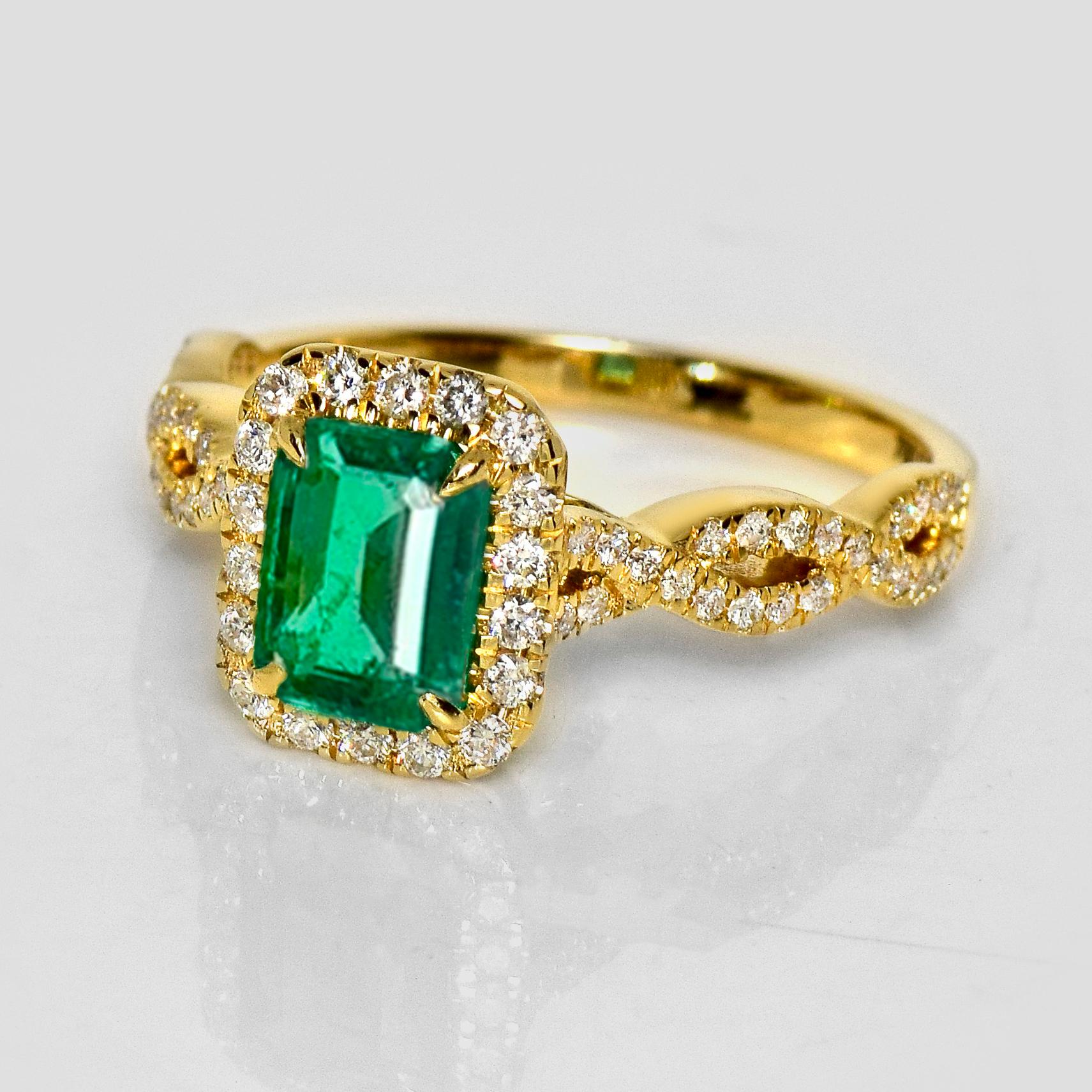 Contemporaneo Anello di fidanzamento Art Deco IGI 18K 0.85 Ct Zambia Greene & Greene Diamonds in vendita