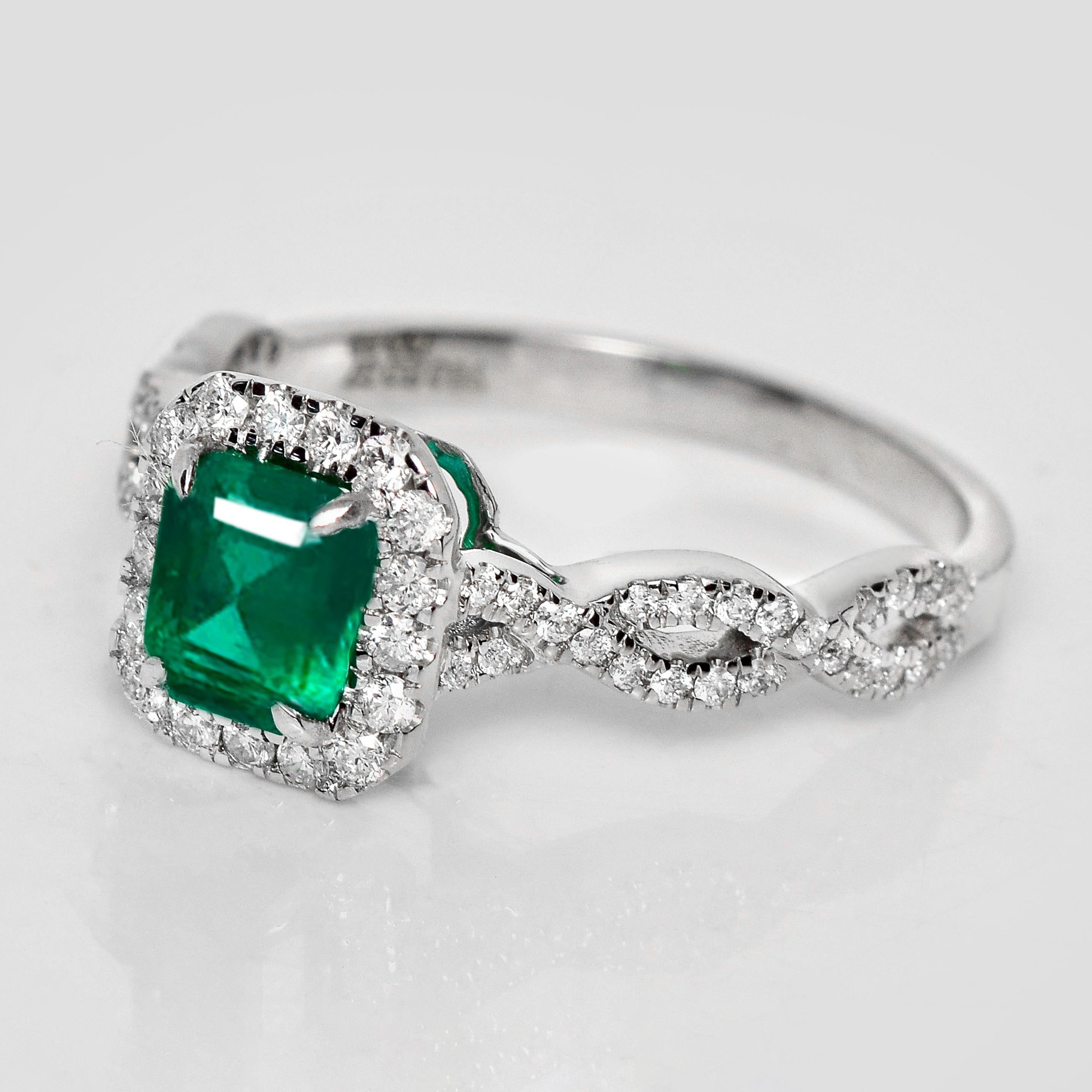 Contemporain IGI 18K 0.87 Ct Zambia Emerald&Diamonds Art Deco Engagement Ring en vente