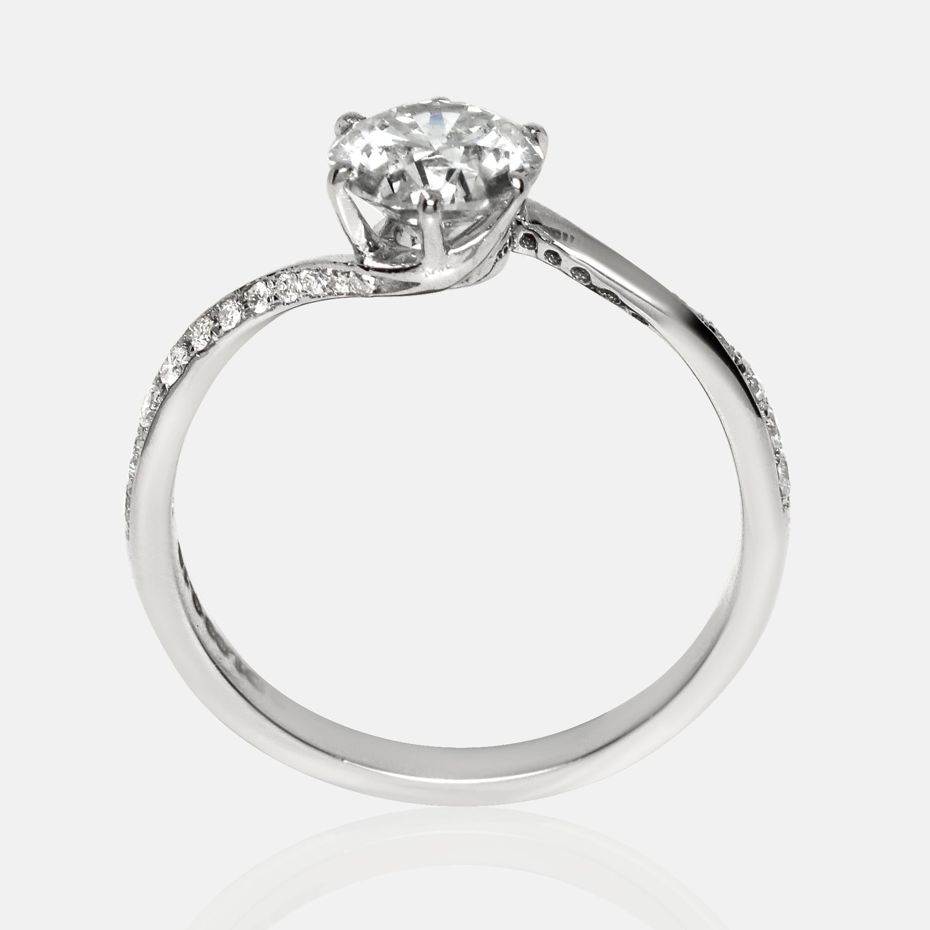 Taille ronde Bague de fiançailles Art déco ancienne IGI 18 carats 1,00 carat F SI2 diamant naturel en vente