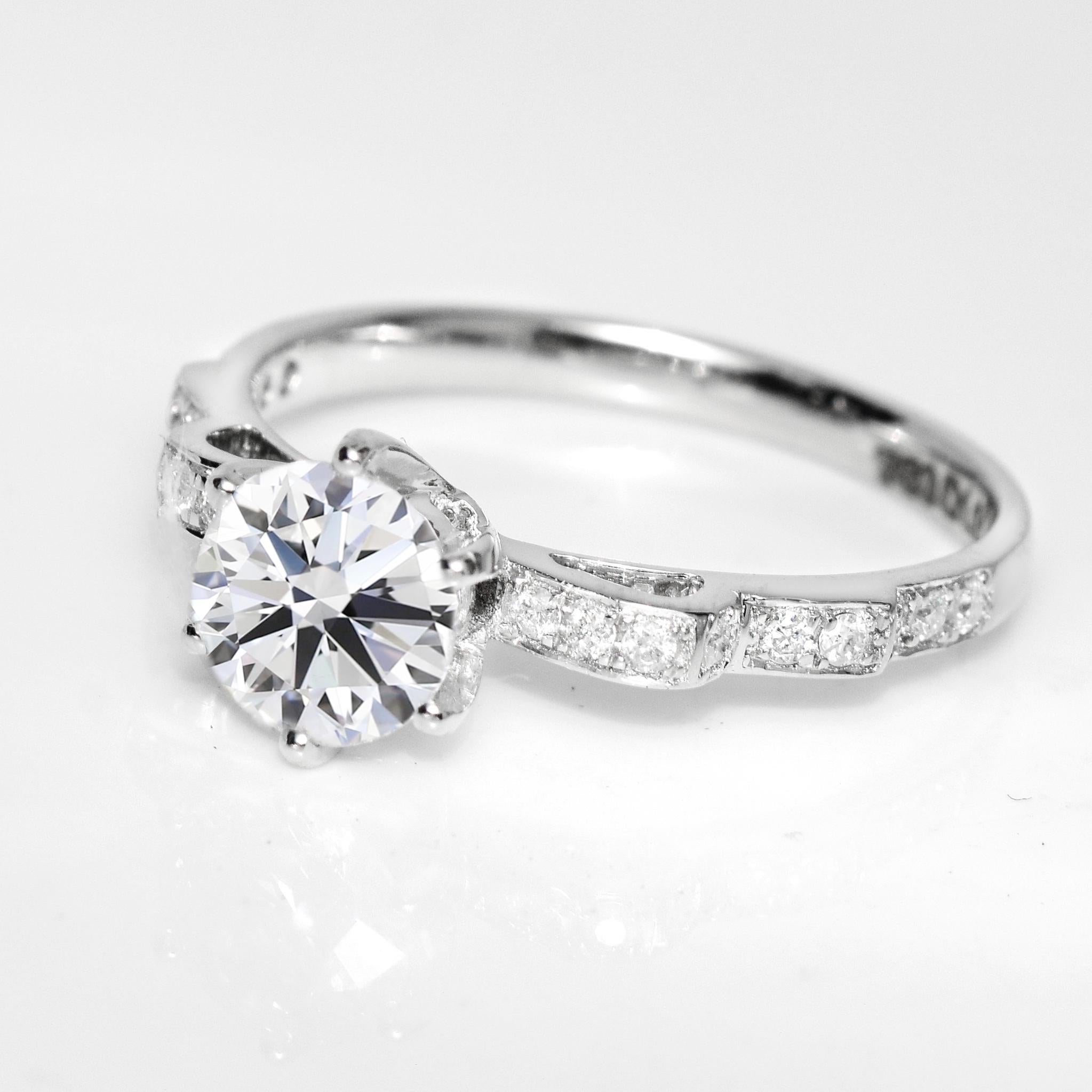 Contemporain Bague de fiançailles Art déco ancienne IGI 18 carats 1,00 carat G SI2 diamant naturel en vente