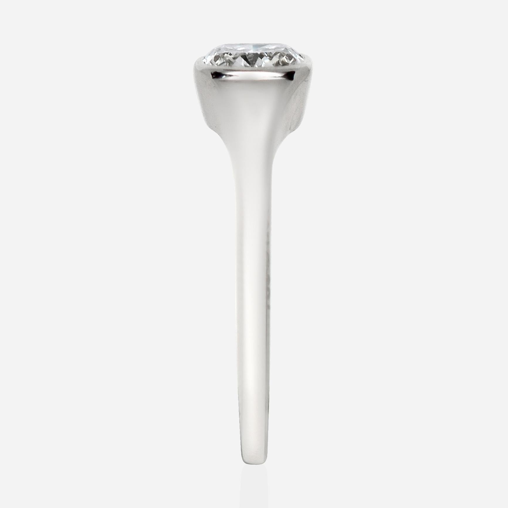 Women's or Men's IGI 18K 1.01 Ct H IF Natural Diamond Antique Engagement Ring For Sale