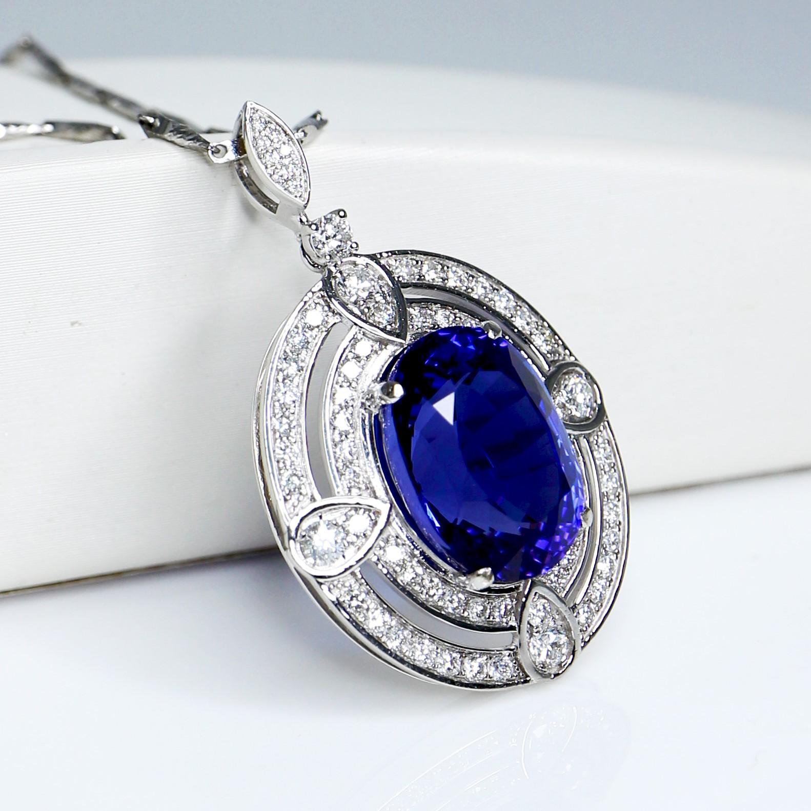 IGI 18K 10.19 C Tanzanite&Diamonds Antique Art Deco Style Pendant Necklace For Sale 2