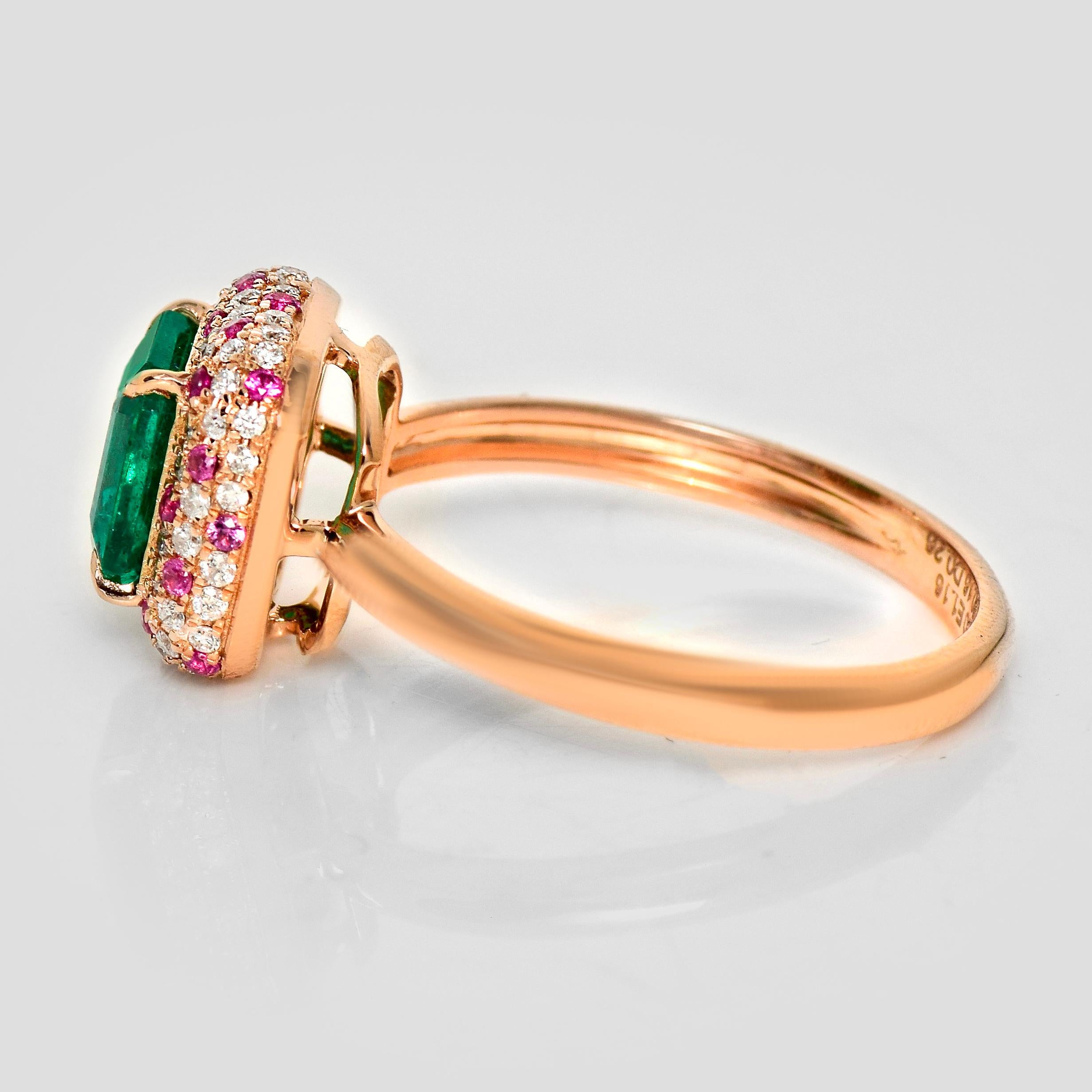 IGI 18K 1.16 ct Zambia Vivid Green Emerald&Diamonds Engagement Ring (Smaragdschliff) im Angebot