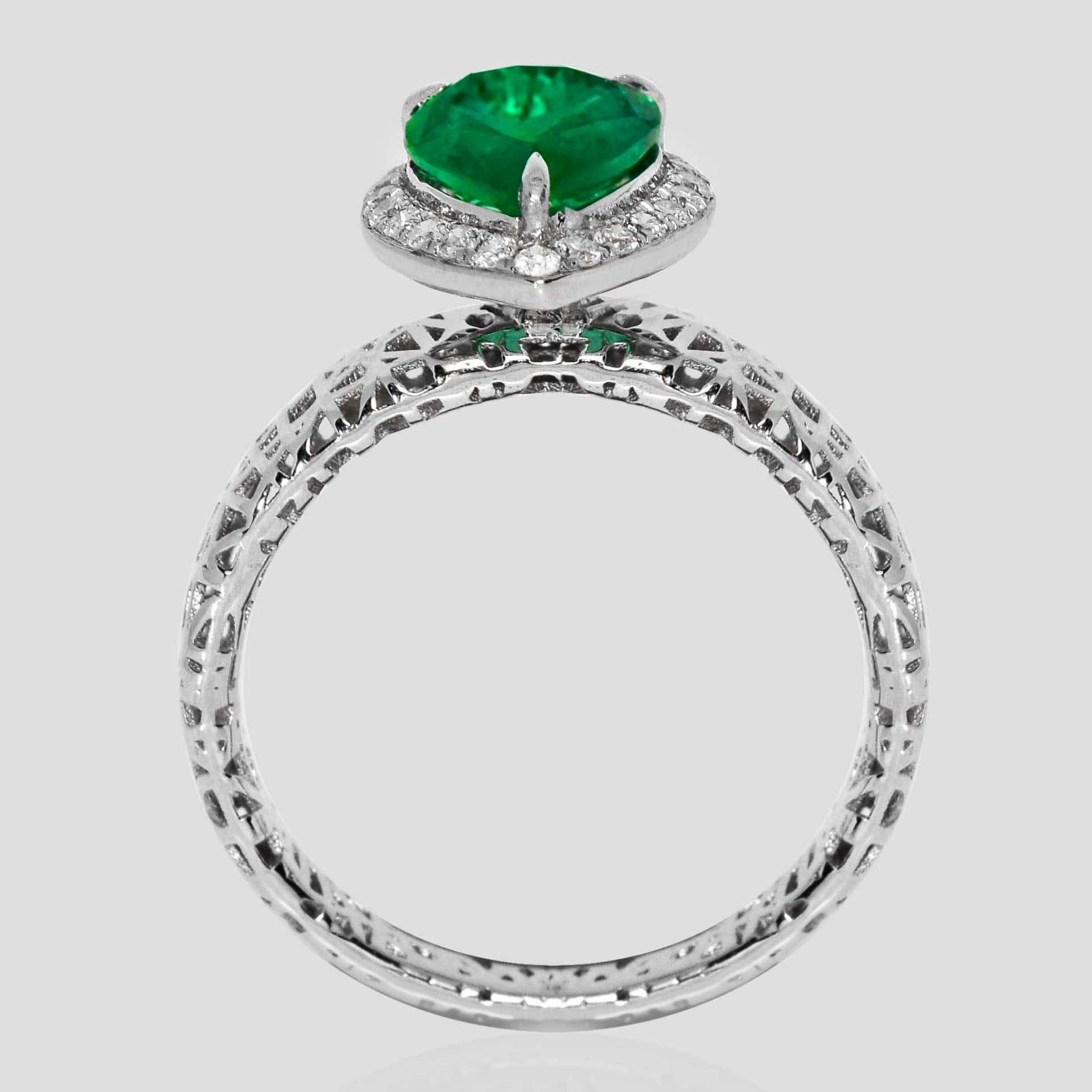 IGI 18K 1.33 Ct Zambia Esmeralda&Diamantes Anillo de compromiso Art Decó Corte pera en venta