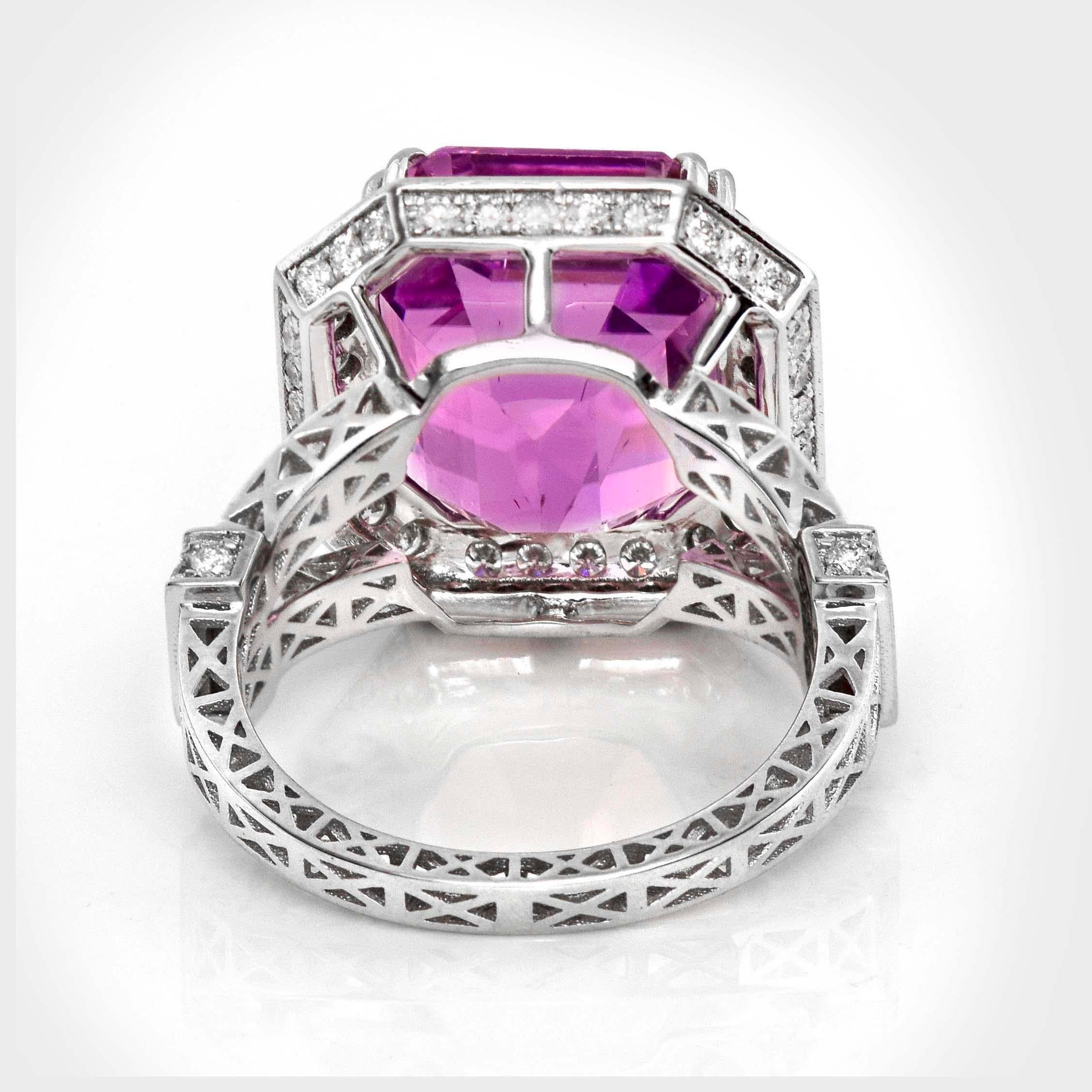 Anello di fidanzamento IGI 18K 13,47 ct Kunzite&Diamante Arte Antiques In condizioni Nuovo in vendita a Kaohsiung City, TW