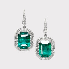 IGI 18K 13.47 Ct Natural Vivid Green Emerald&Diamonds Drop Earrings
