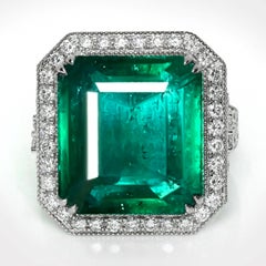 IGI 18K 14.38 Ct White Gold Vivid Green Emerald&Diamonds Antique Engagement Ring
