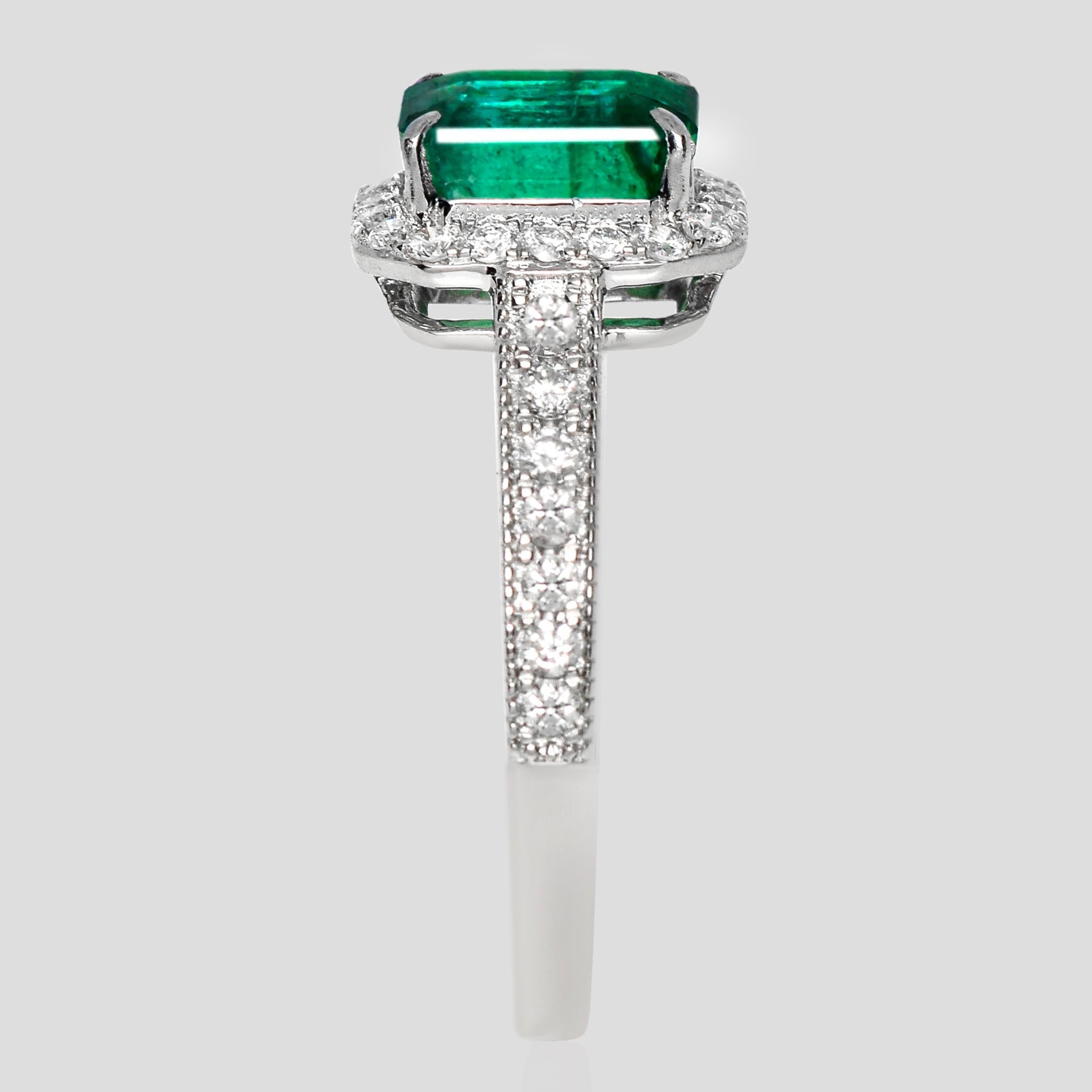 IGI 18K 1.48 Ct Zambia Emerald&Diamonds Art Deco Engagement Ring Unisexe en vente