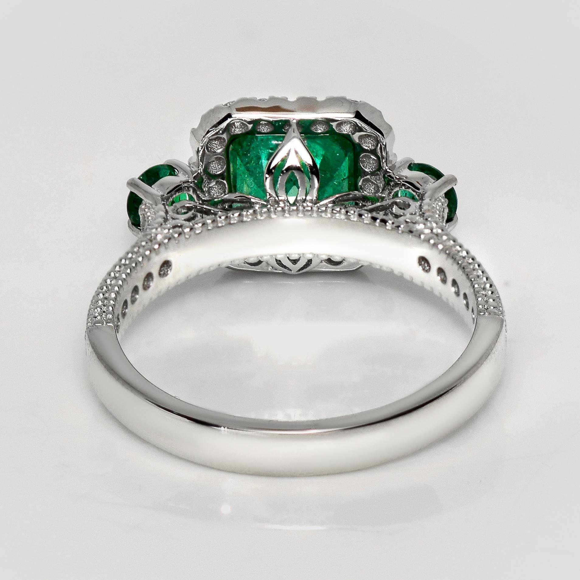 IGI 18K 1,67 Ct Zambia Esmeralda Verde Vivo&Diamantes Anillo de Compromiso Art Decó en venta 1