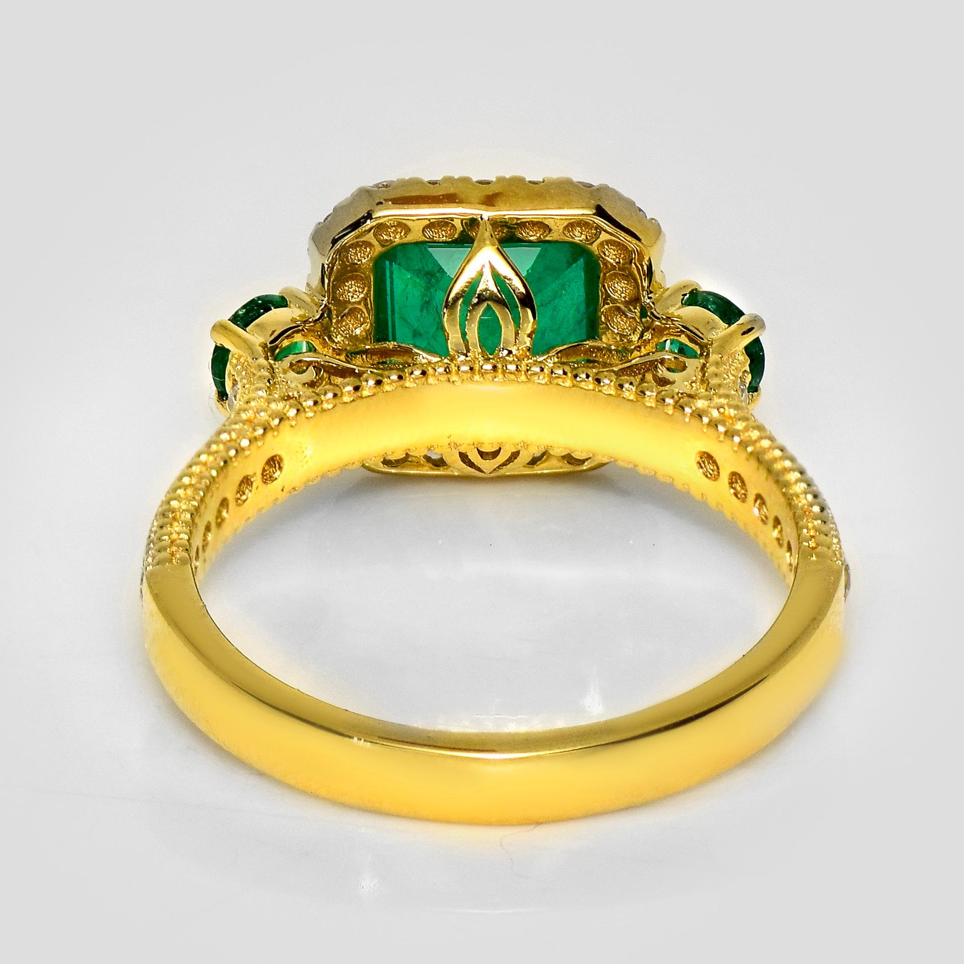 Anello di fidanzamento Art Deco IGI 18K 1,84 Ct Zambia Greene & Greene Diamonds in vendita 1