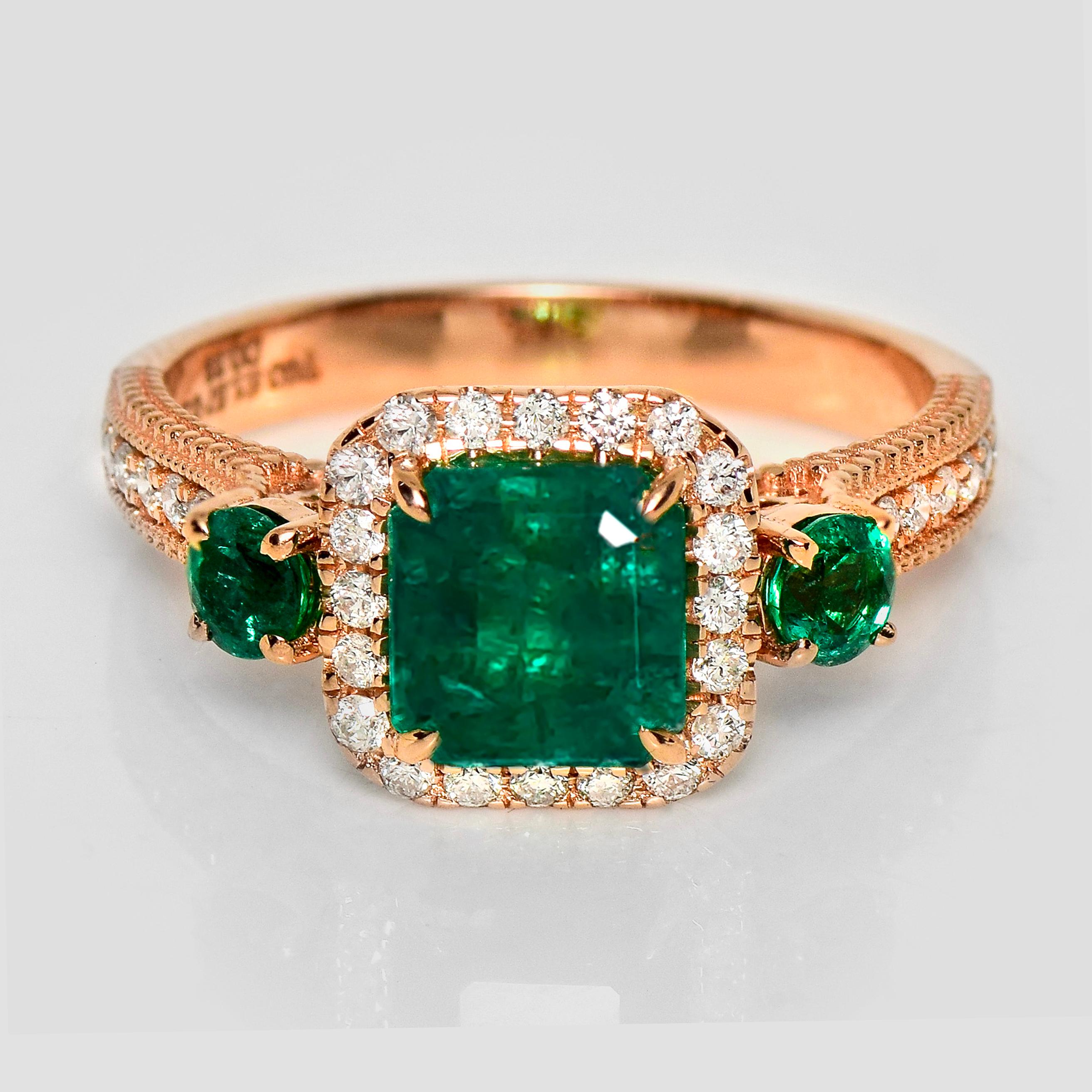 *IGI 18K 1.85 Ct Zambia Vivid Green Emerald&Diamonds Art Deco Engagement Ring* (Bague de fiançailles Art Déco)

Une émeraude naturelle vert vif de Zambie certifiée IGI pesant 1,85 ct est sertie sur le bracelet en or rose 18 carats de diamants