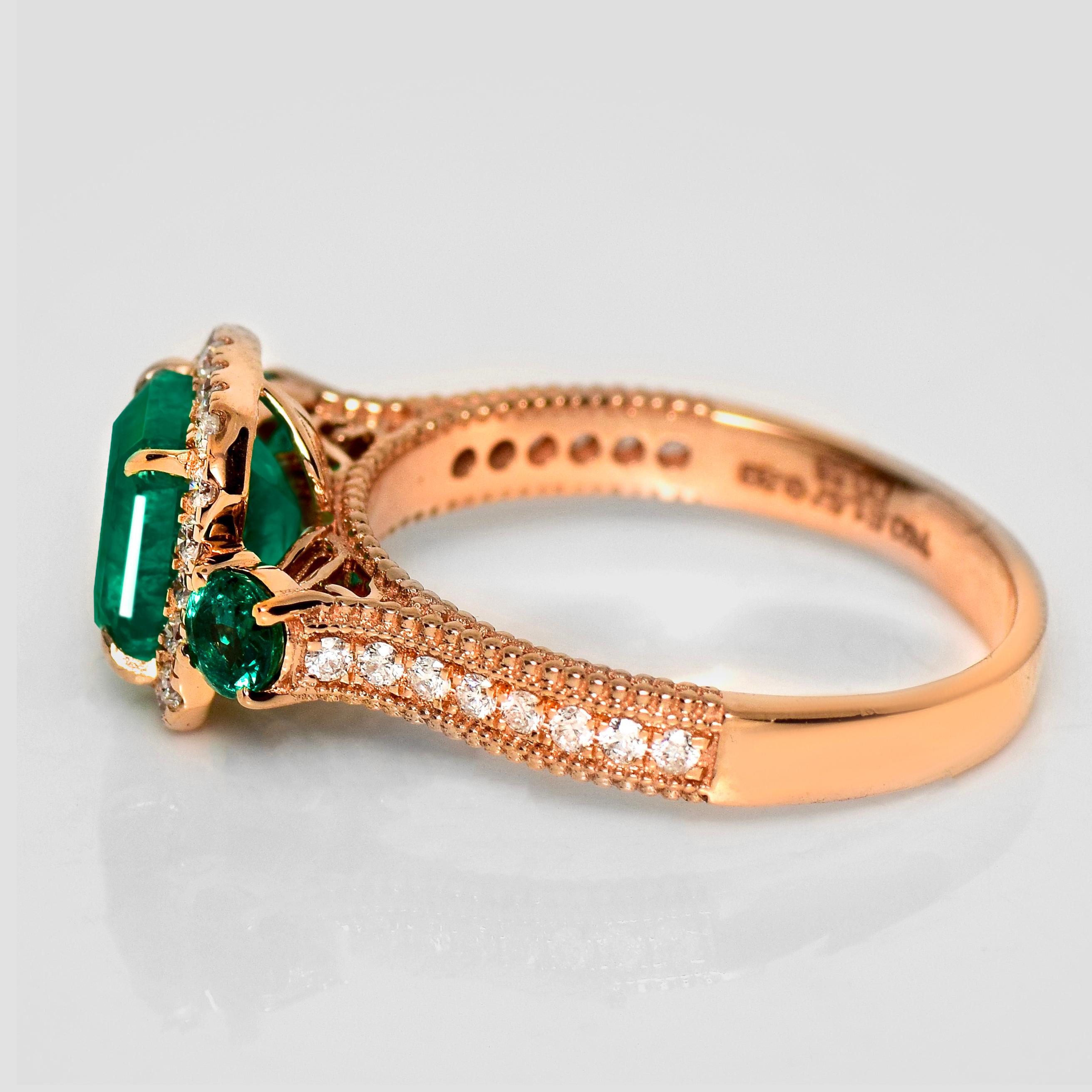 Taille émeraude IGI 18K 1.85 Ct Zambia Vivid Green Emerald&Diamonds Art Deco Engagement Ring en vente