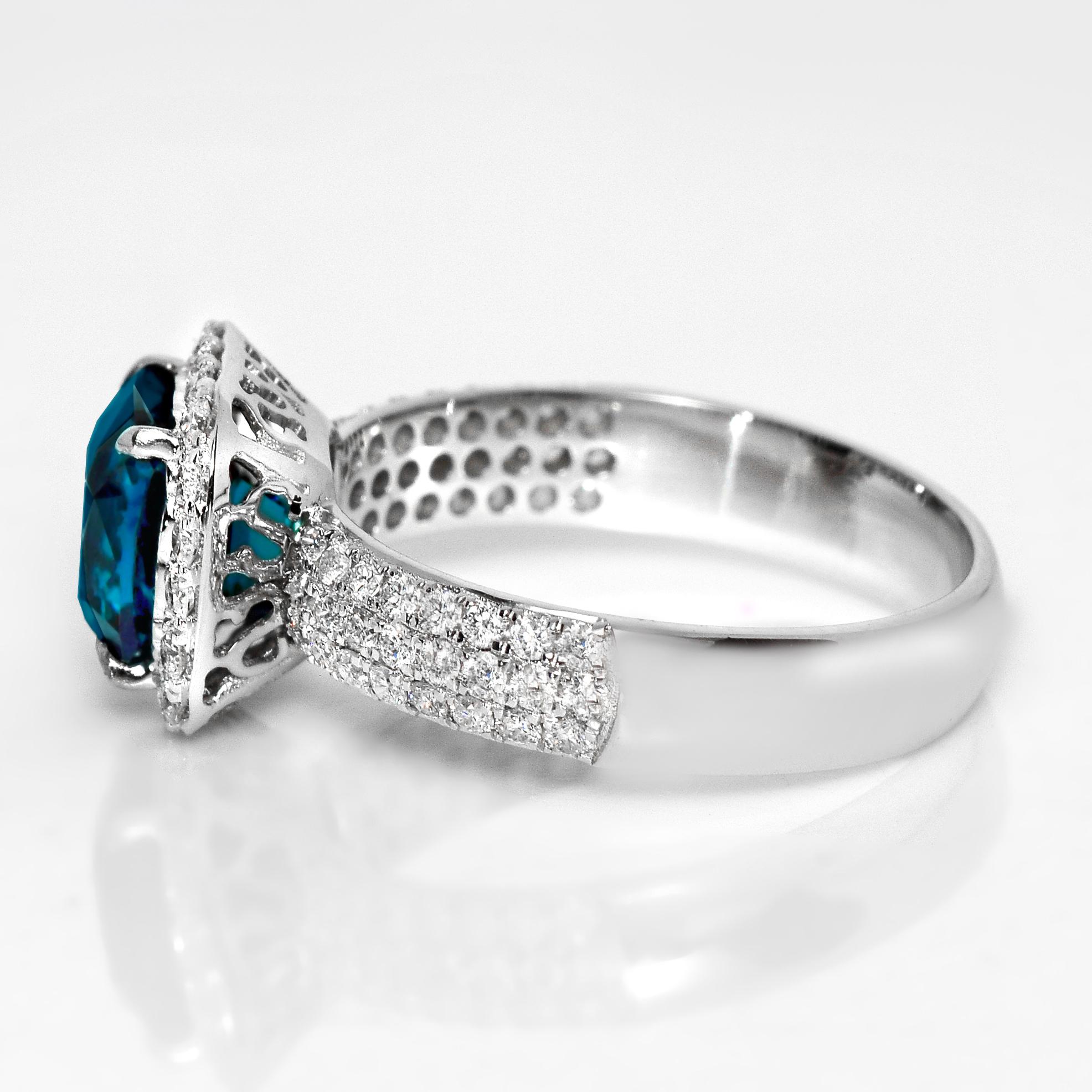 De las mujeres IGI 18K 1,95 ct  Anillo de Compromiso Antiguo con Indicolita Azul Natural y Diamantes en venta