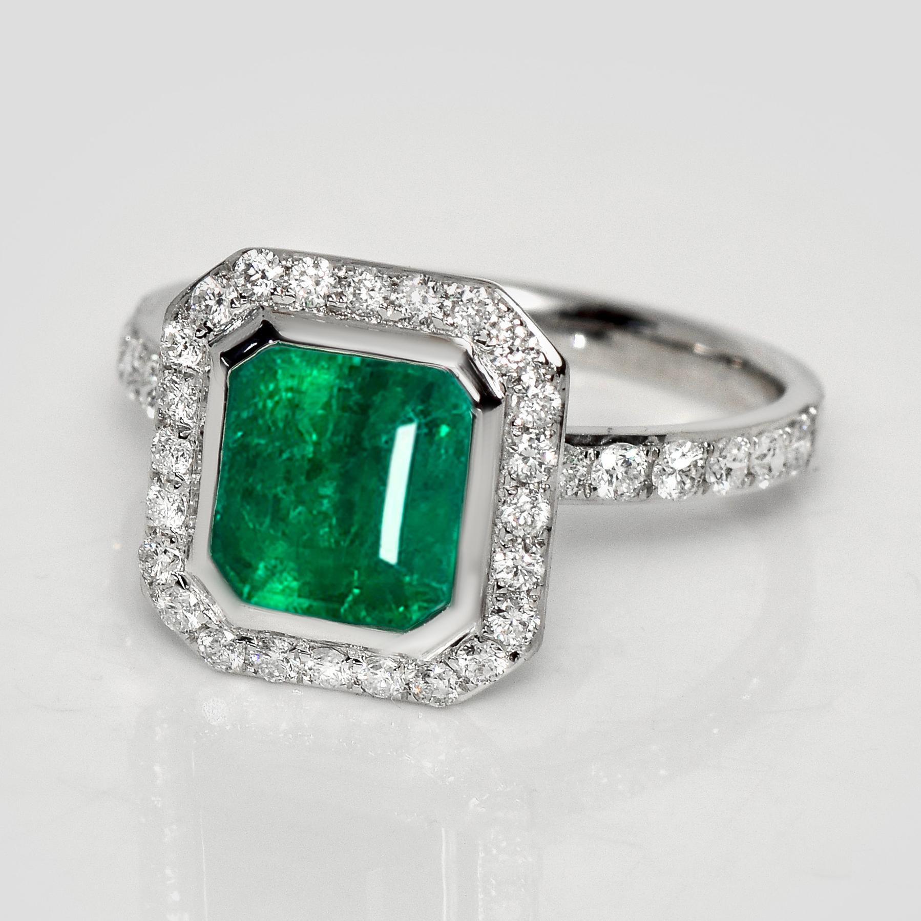 IGI 18K 2.11 Ct Zambia Esmeralda&Diamantes Anillo de Compromiso Antiguo Contemporáneo en venta