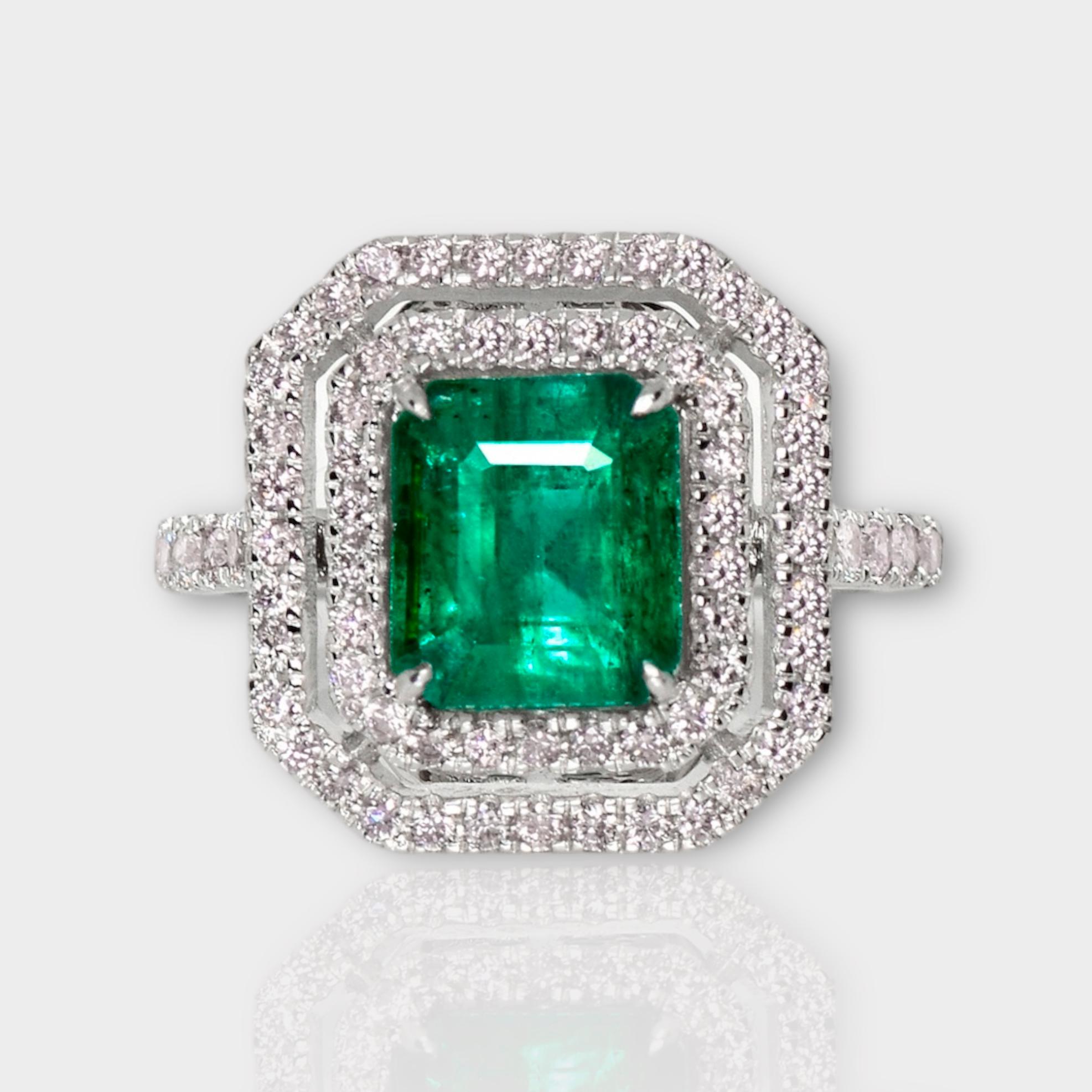 **IGI 18K White Gold 2.35 ct Emerald&Pink Diamonds Antique Art Deco Style Engagement Ring** 

An IGI-certified natural Zambia green emerald weighing 2.35 ct is set on an 18K white gold arc deco design band with natural pink diamonds weighing 0.87