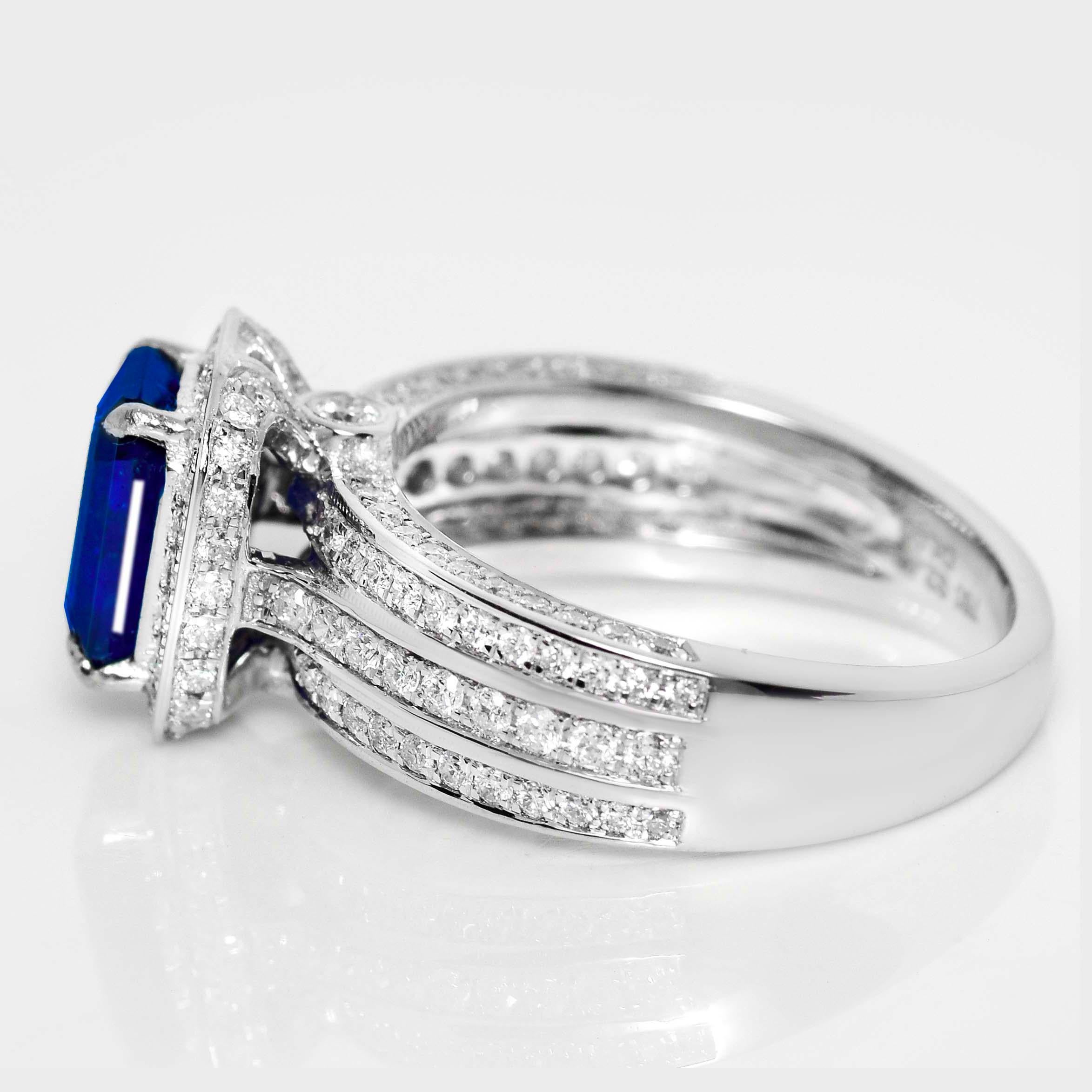 IGI 18K 2.42 Ct Naturel Sri Lanka Royal Blue Sapphire&Diamonds Bague de fiançailles Neuf - En vente à Kaohsiung City, TW