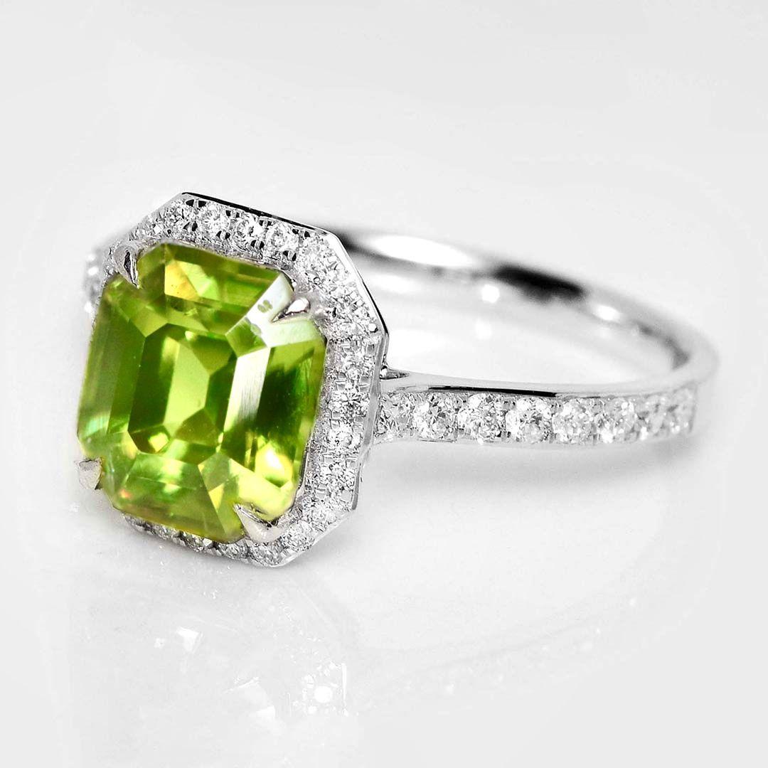 IGI 18K 2,56 ct  Anillo de compromiso antiguo con diamantes esfenos de color natural Art Decó en venta