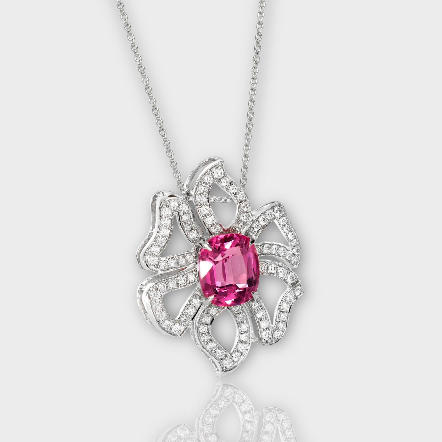 IGI 18K 2.78 Ct White Gold Top Padparadscha Pink Spinel&Diamonds Necklace In New Condition For Sale In Kaohsiung City, TW