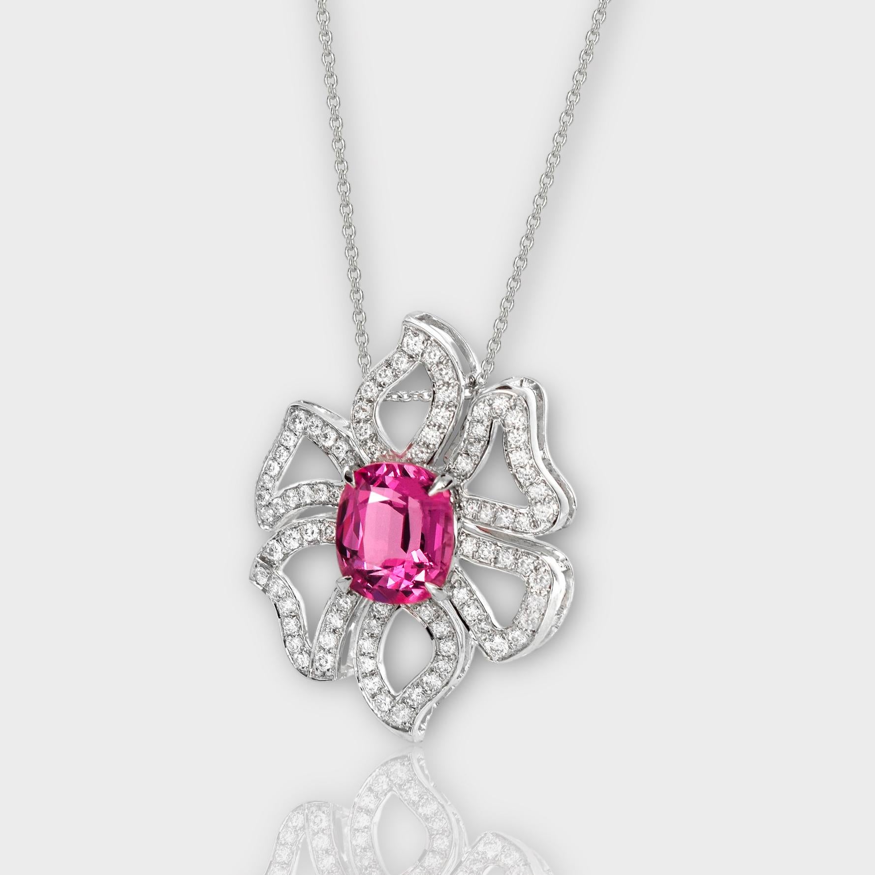 Women's IGI 18K 2.78 Ct White Gold Top Padparadscha Pink Spinel&Diamonds Necklace For Sale