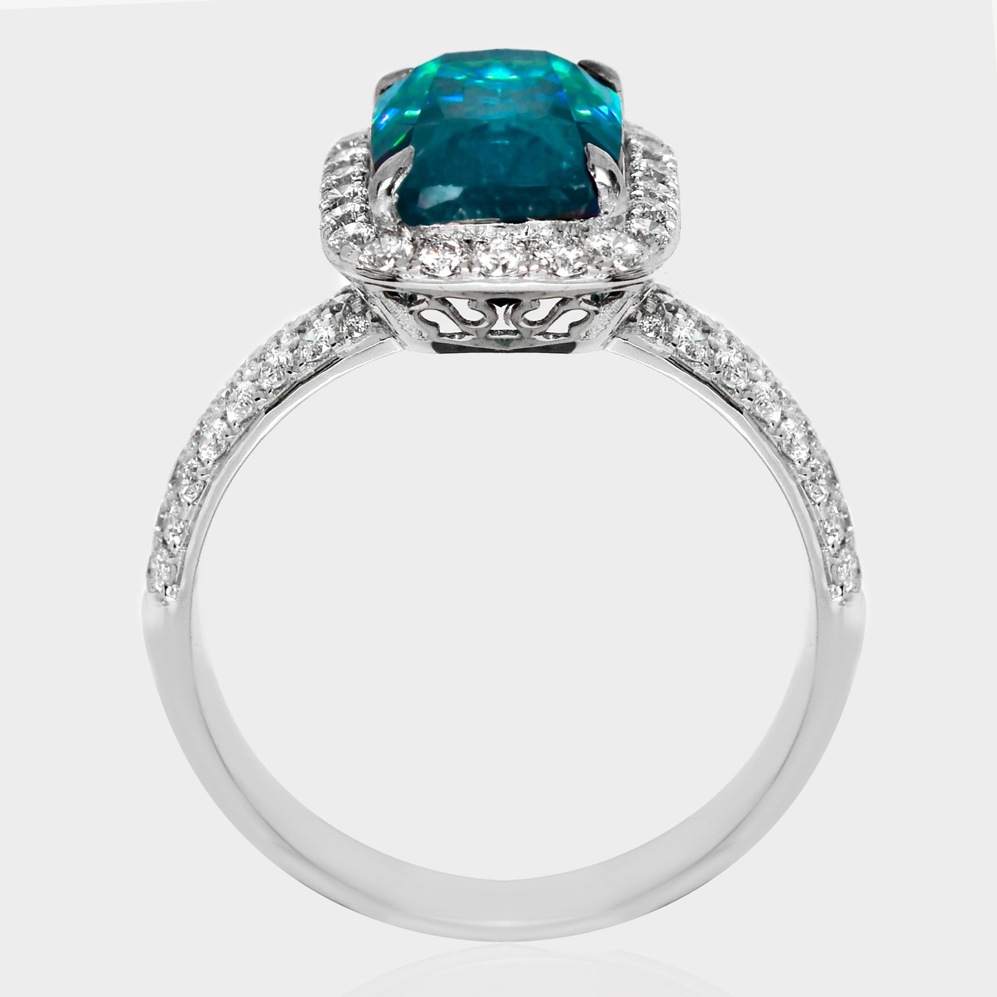 Taille coussin IGI 18K 2,92 ct  Bague de fiançailles ancienne en Indicolite bleu naturel et diamants en vente