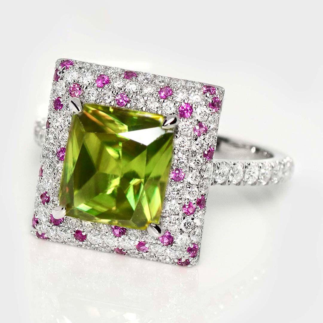 IGI 18K 3,04 ct  Anillo de compromiso antiguo con diamantes esfenos de color natural Art Decó en venta
