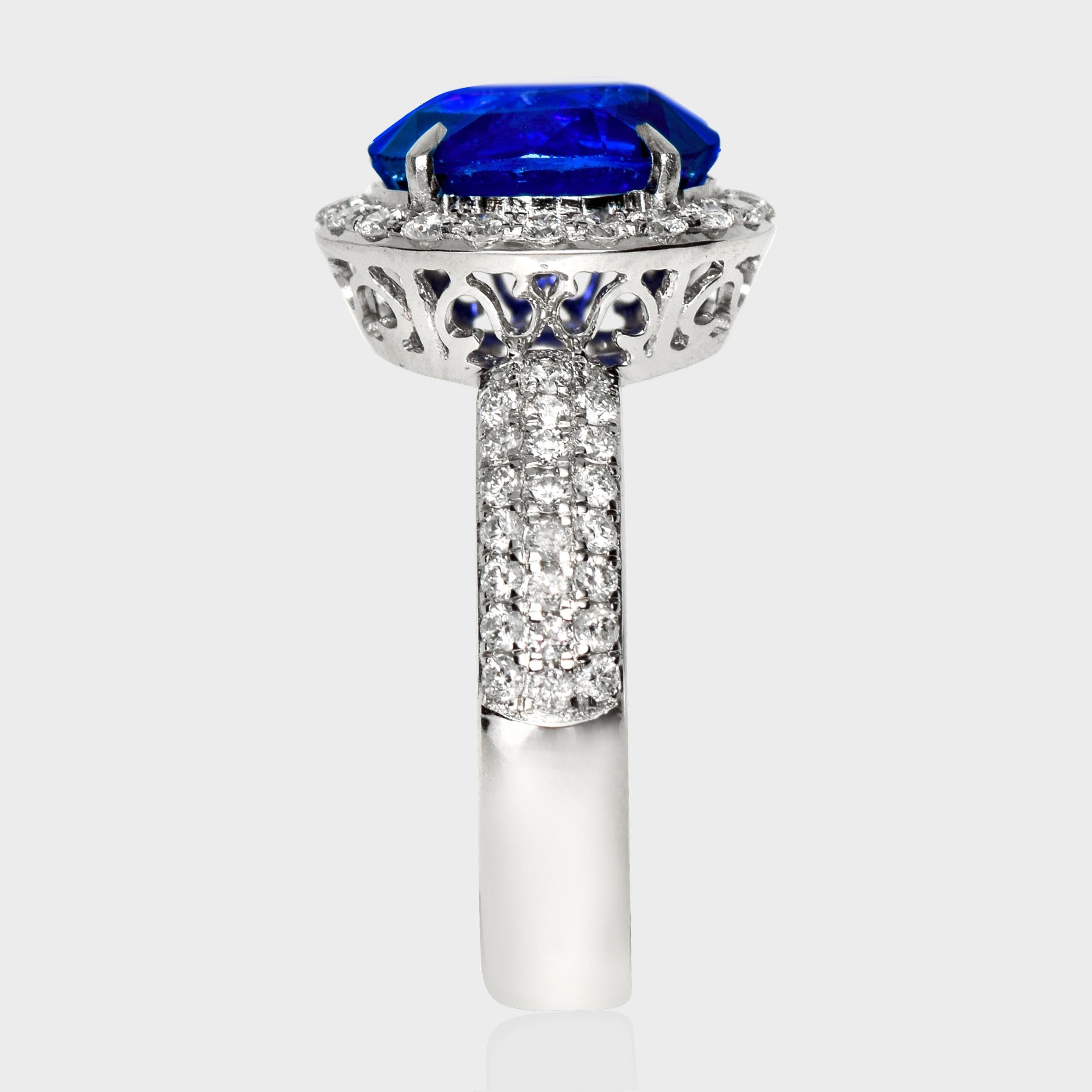 IGI Anillo de compromiso de zafiro azul pavo real y diamantes de 18 quilates y 3,38 quilates naturales de Sri Lanka en Nuevo estado para la venta en Kaohsiung City, TW