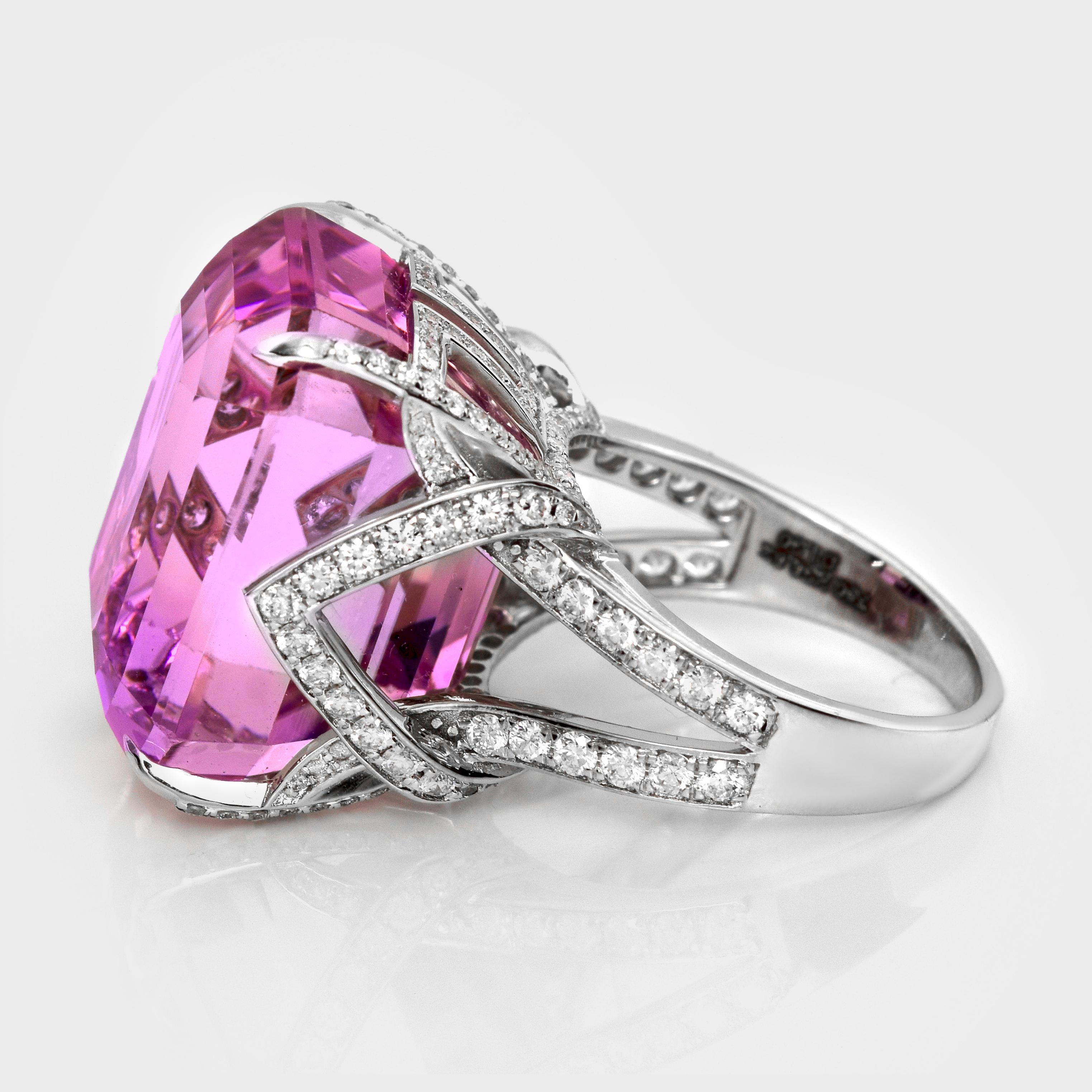 Cushion Cut IGI 18K 38.82 ct Dual-Color Kunzite&Diamond Cocktail Ring For Sale