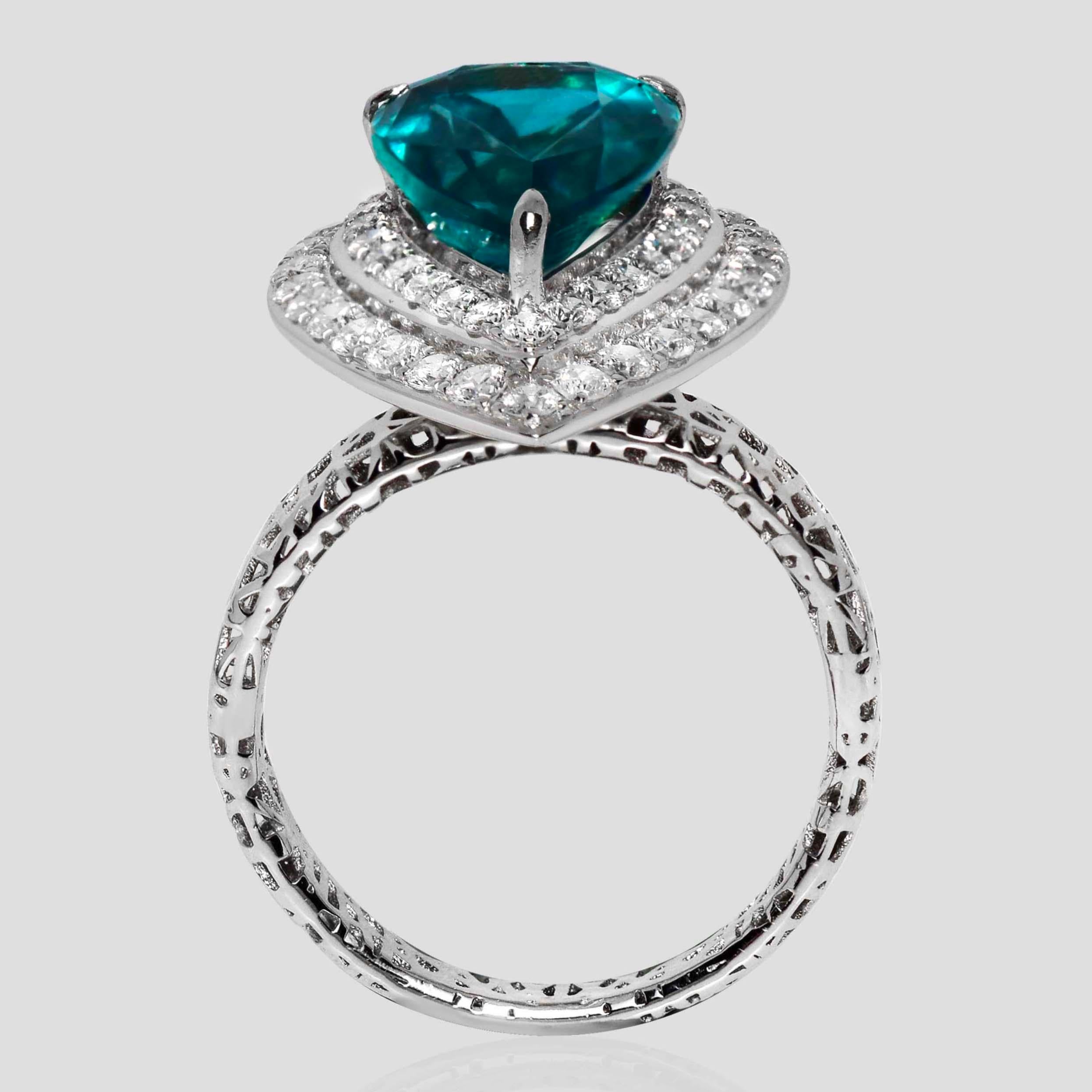 Taglio a goccia Anello di fidanzamento antico IGI 18K 4,23 carati smeraldo naturale Paraiba e diamanti in vendita