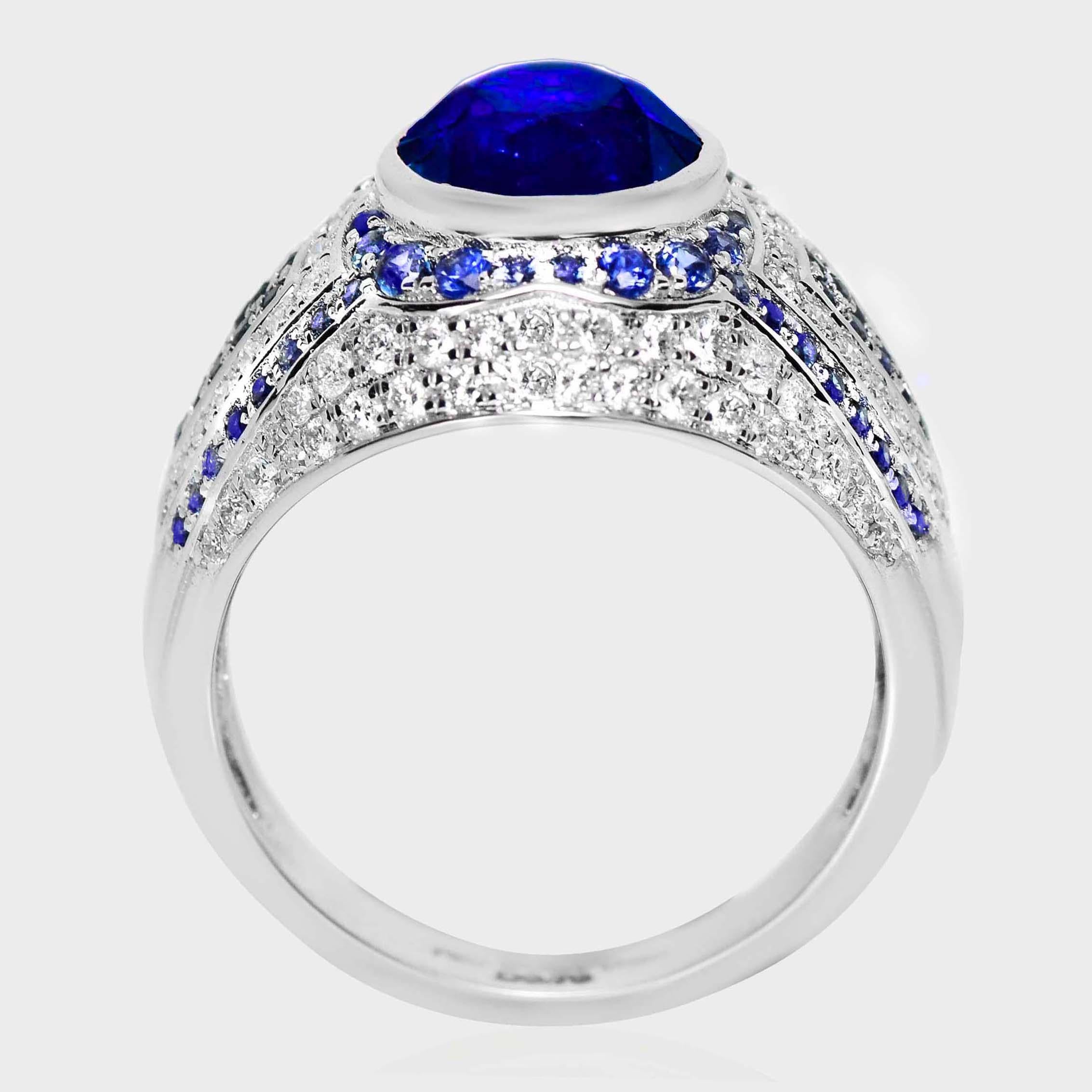 Femenino o masculino IGI Anillo de compromiso de zafiro azul real y diamantes de 18 quilates y 4,23 quilates naturales de Sri Lanka en venta