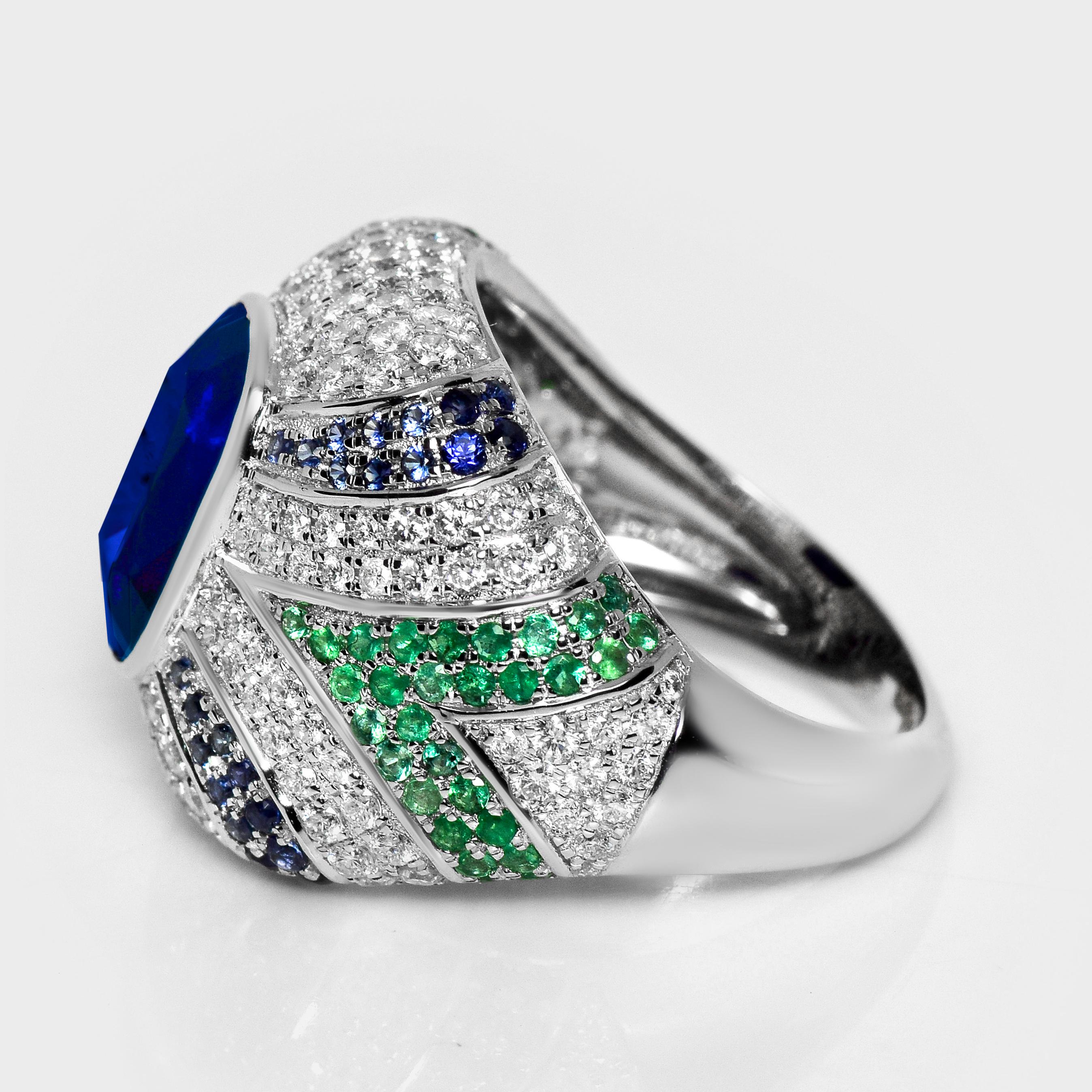 IGI Anillo de compromiso de zafiro azul real y diamantes de 18 quilates y 4,46 quilates naturales de Sri Lanka Corte cojín en venta
